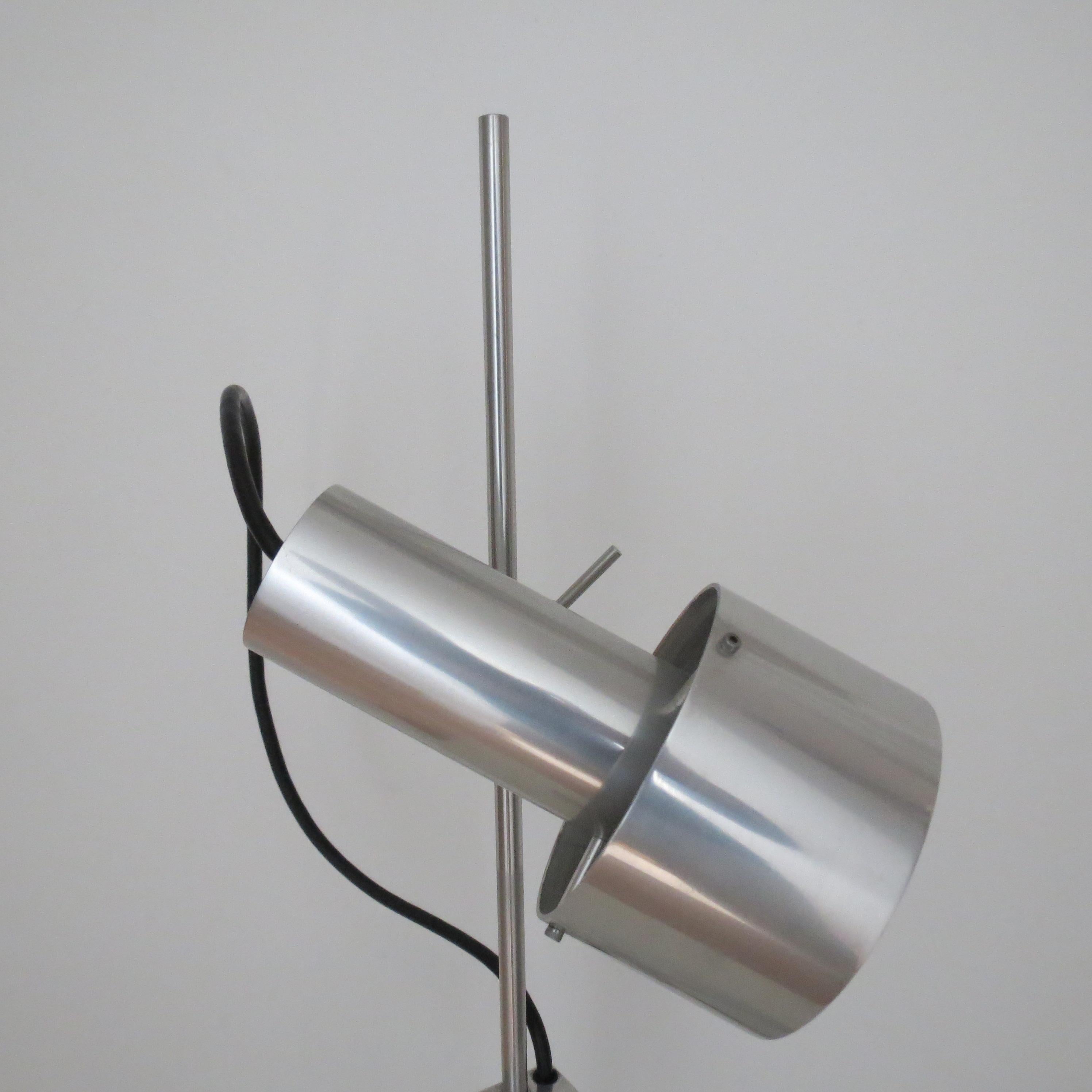 1960s Desk Lamp by Peter Nelson Aluminium Desk Lamp Mid Century Modern Desk Lamp en vente 10