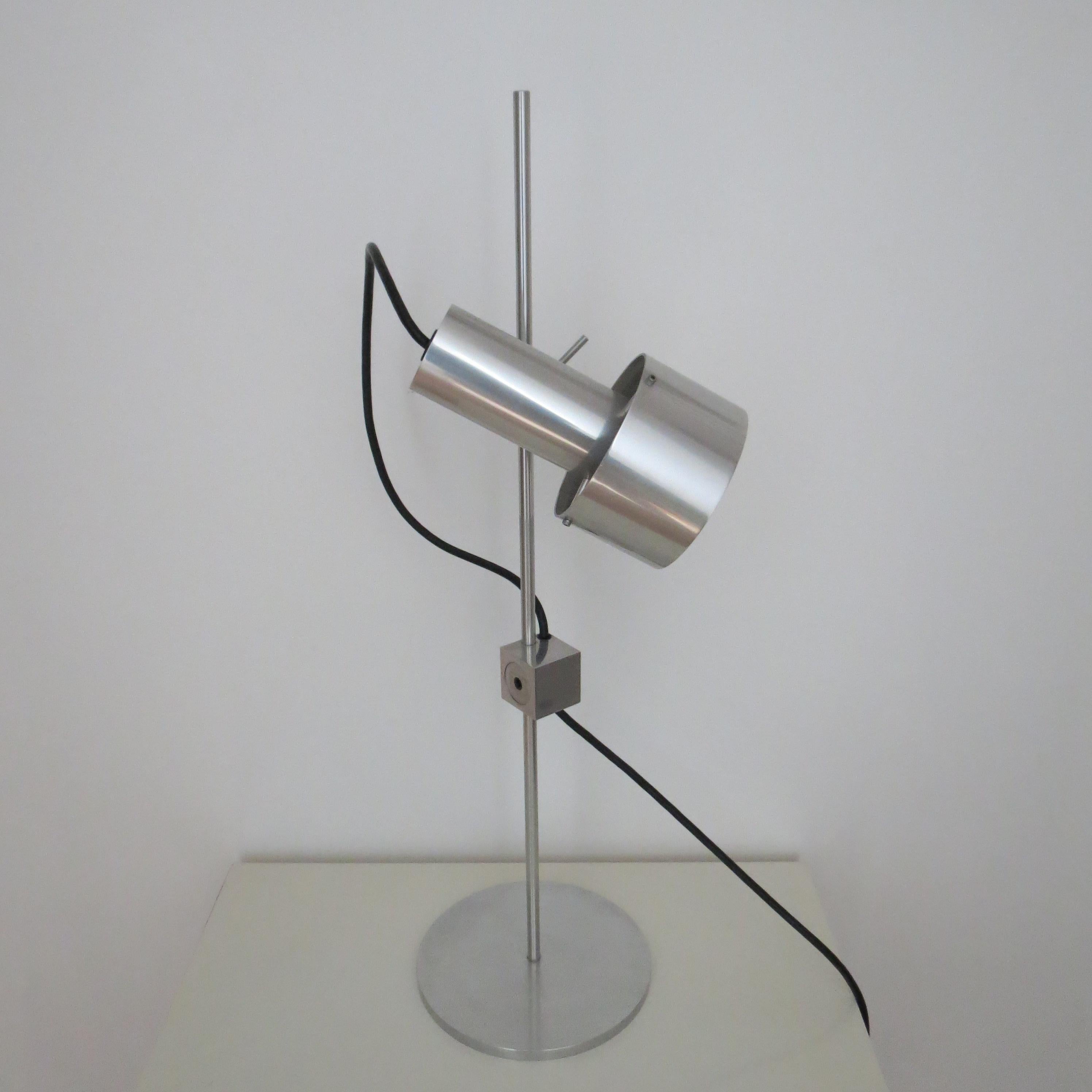 1960s Desk Lamp by Peter Nelson Aluminium Desk Lamp Mid Century Modern Desk Lamp Bon état - En vente à Stow on the Wold, GB
