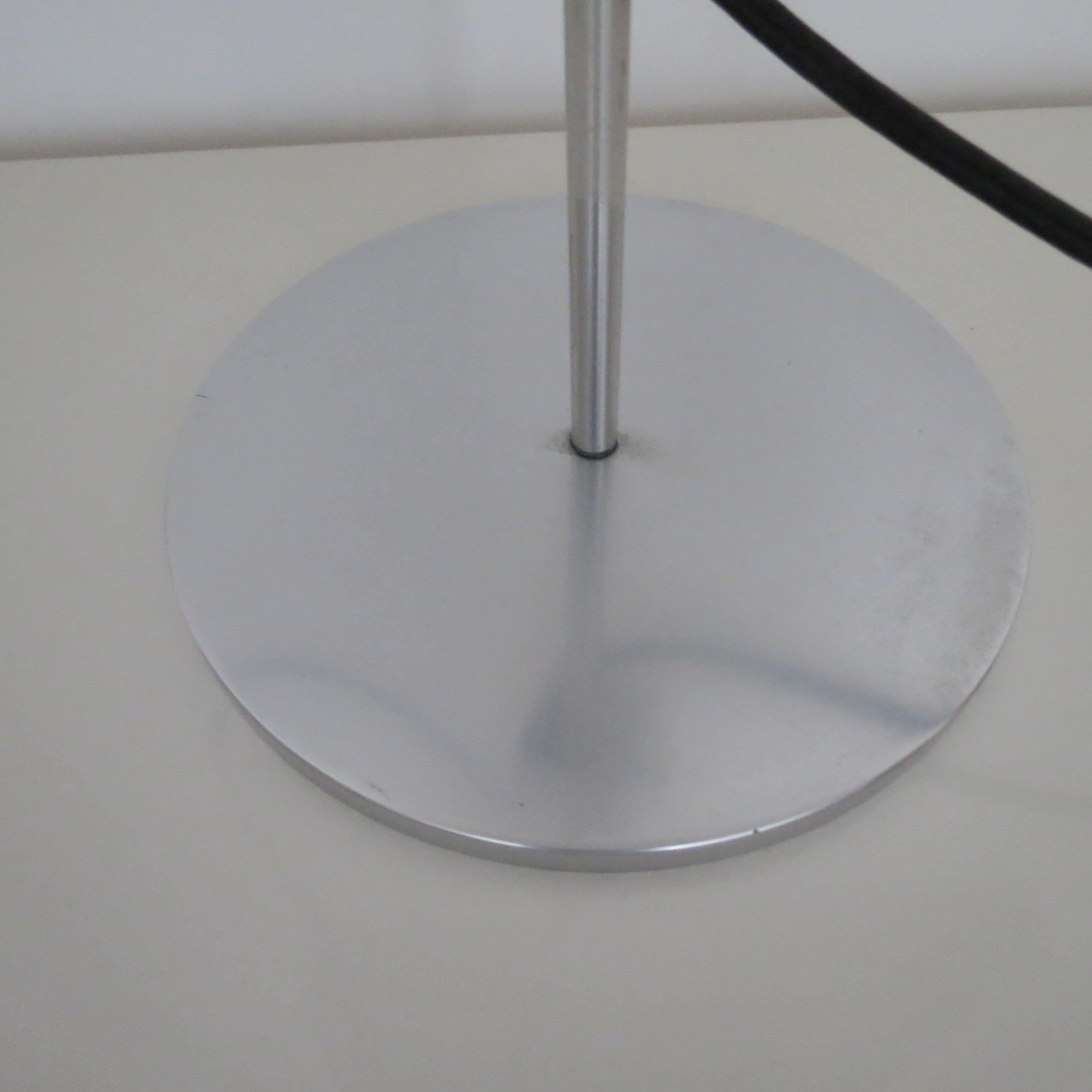 20ième siècle 1960s Desk Lamp by Peter Nelson Aluminium Desk Lamp Mid Century Modern Desk Lamp en vente