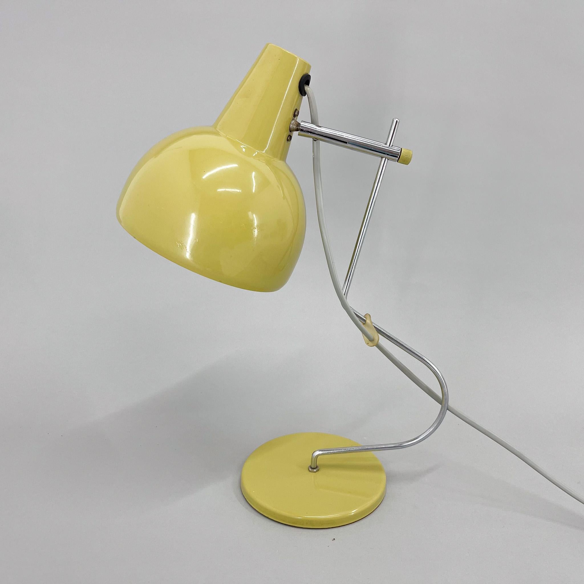 1960's Desk Lamp Designed by Josef Hůrka for Lidokov, Czechoslovakia For Sale 6