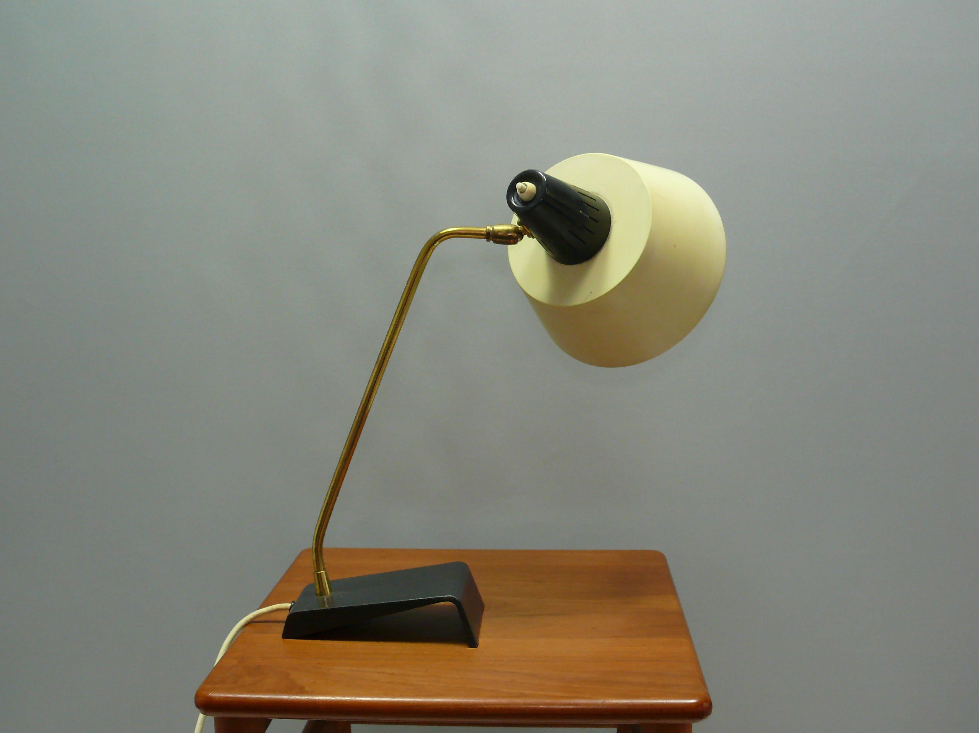 Lampe de bureau des années 1960 fabriquée par Kaiser Leuchten - Allemagne Bon état - En vente à Schwerin, MV