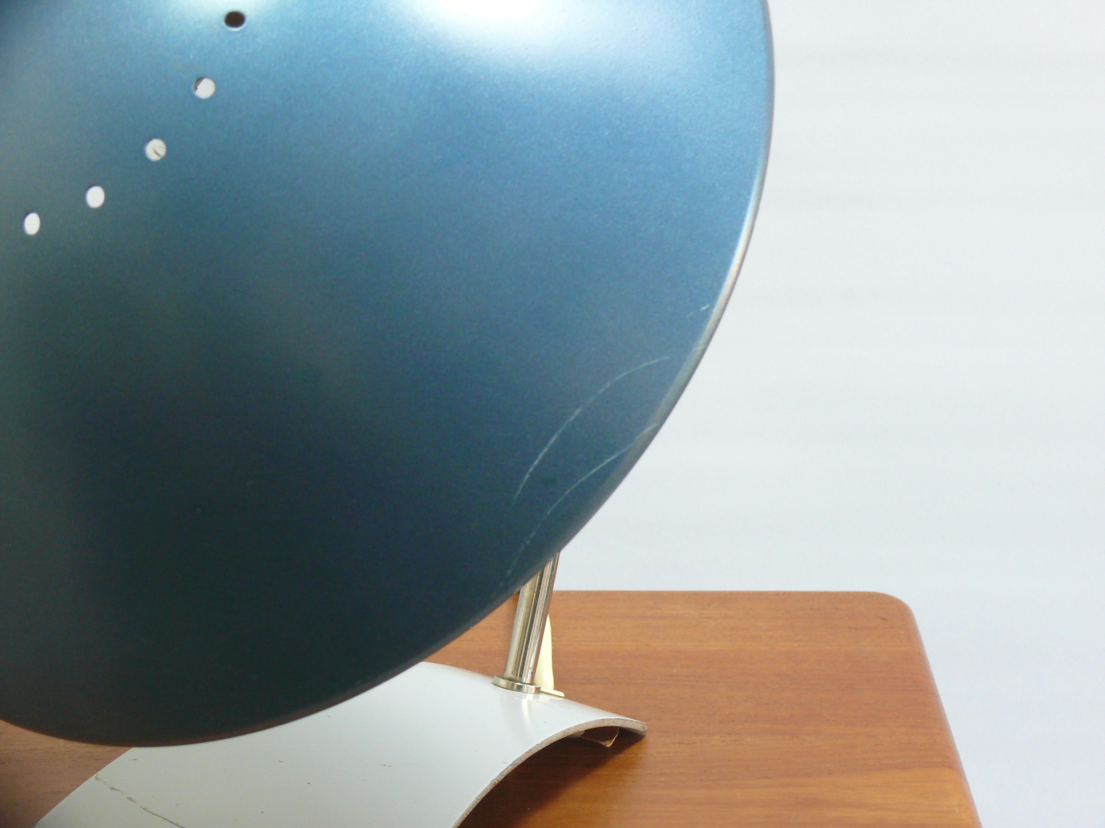 Lámpara de escritorio de los años 60 fabricada por Kaiser Leuchten - Alemania Metal en venta