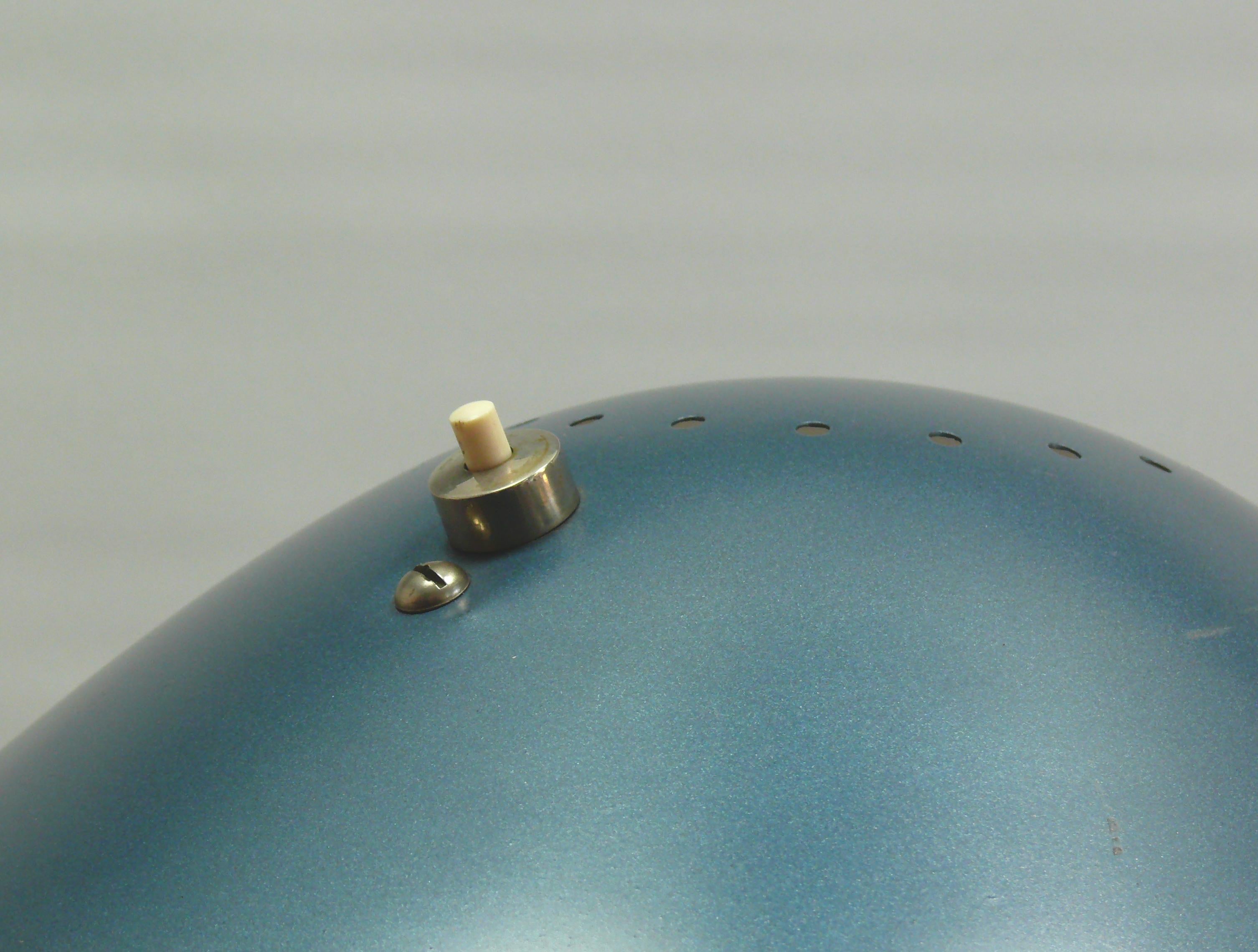 Lámpara de escritorio de los años 60 fabricada por Kaiser Leuchten - Alemania en venta 1