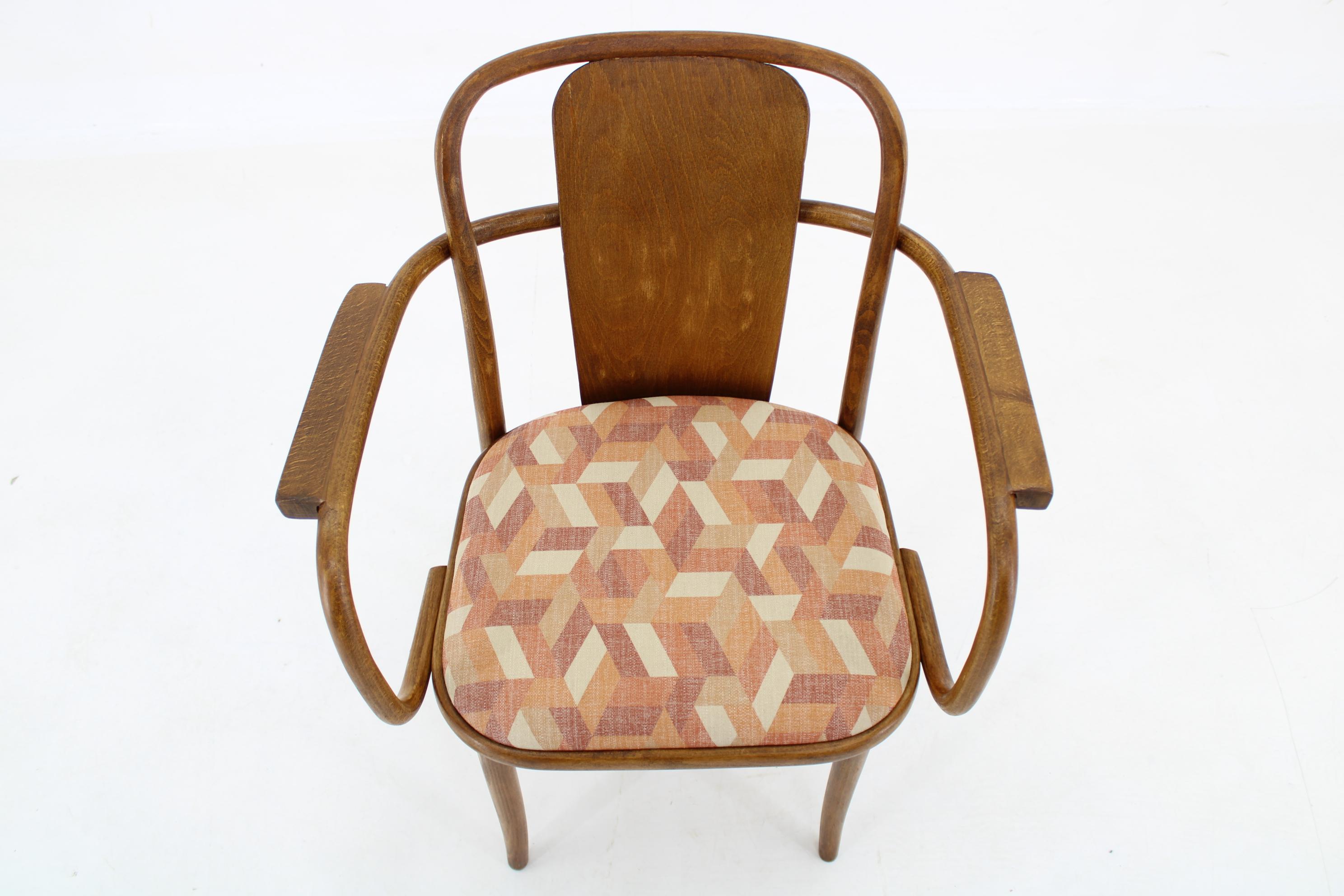 1960s Desk or Side Bentwood Chair by Ton, Czechoslovakia For Sale 4