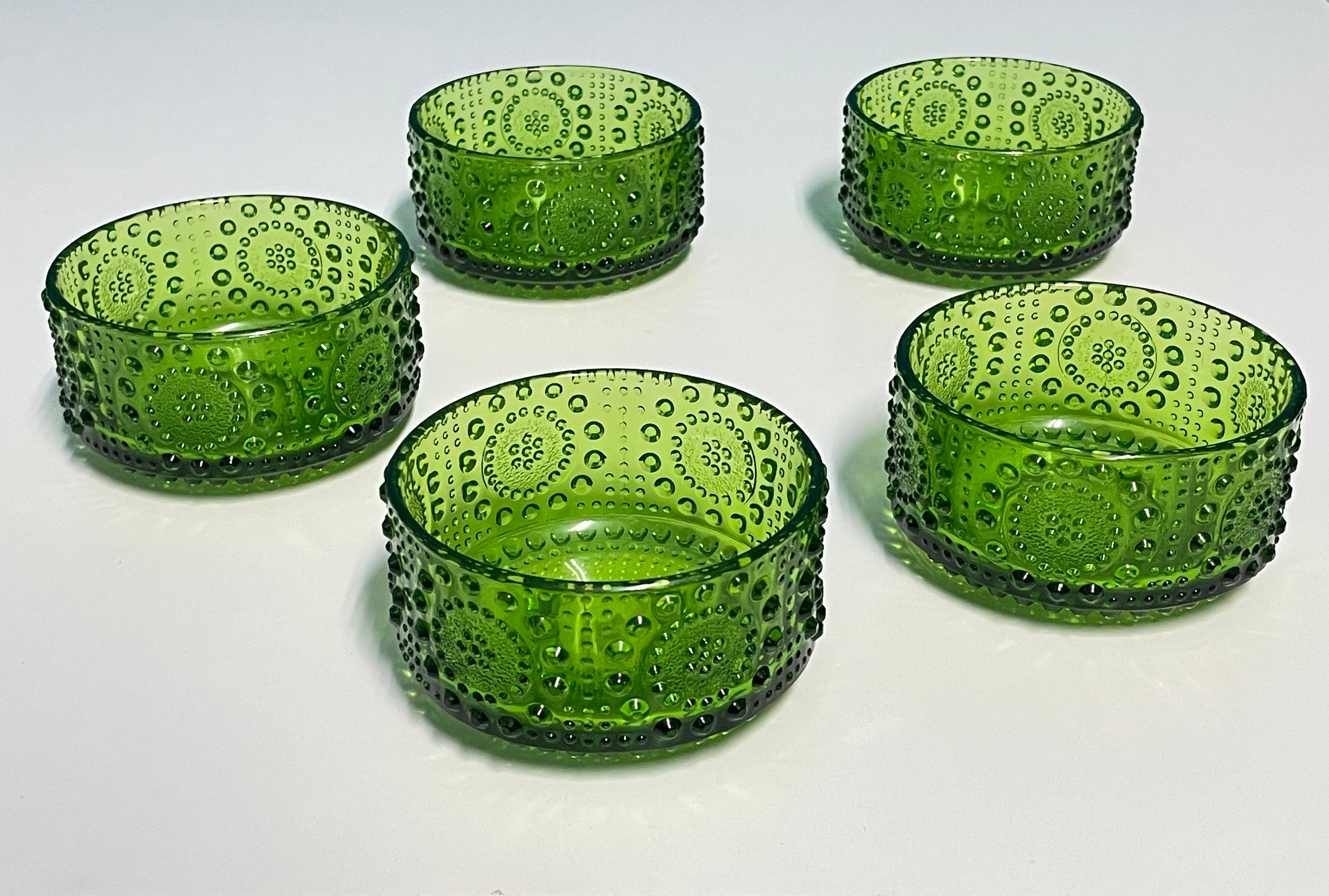 Dessertschalen aus den 1960er Jahren, entworfen von Nanny Still - Made in Finland. Satz mit 5 Stück im Angebot 2
