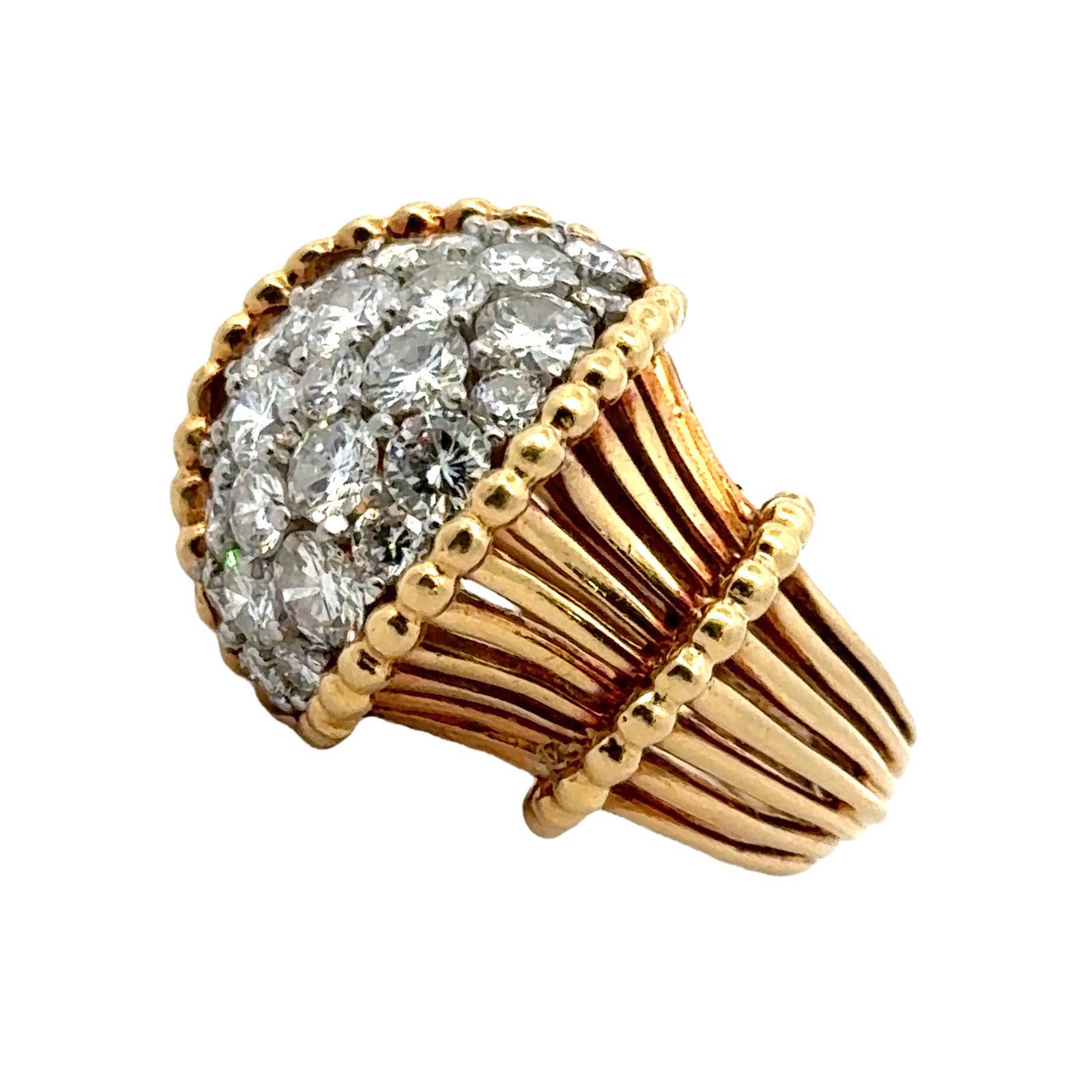 1960er Jahre Diamant-Cocktailring aus 18 Karat Gelbgold von George Schuler, Vintage im Zustand „Hervorragend“ in Boca Raton, FL