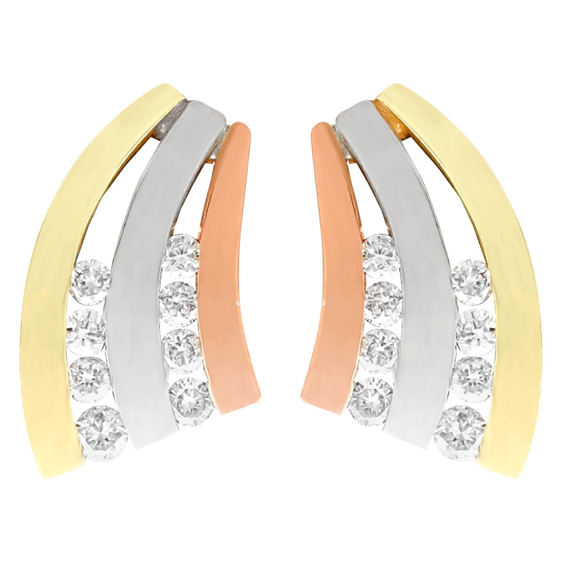 Pendientes de oro blanco y amarillo con diamantes y rosa de los años 60 en venta