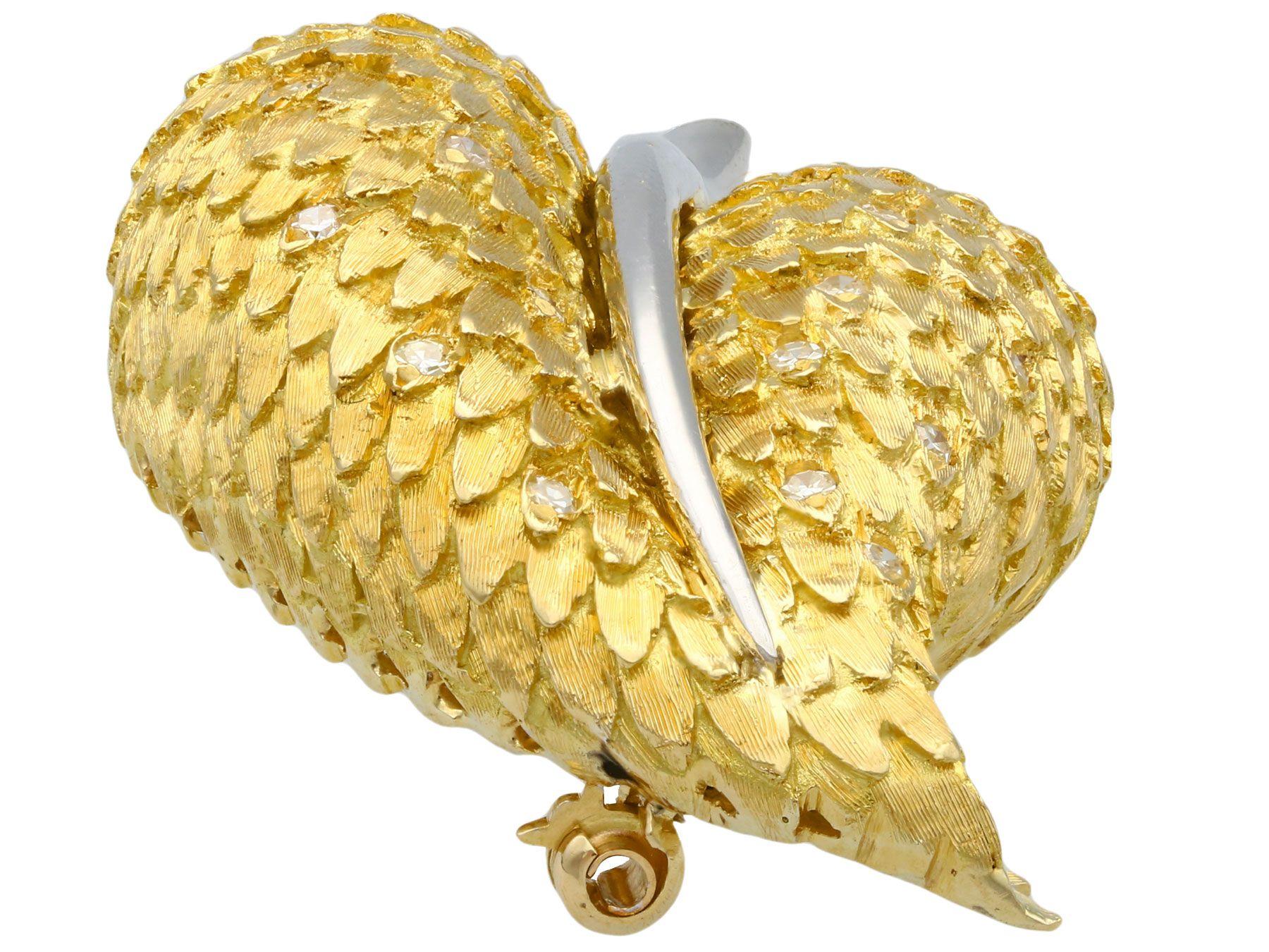 Women's or Men's 1960s Diamond and Yellow Gold Leaf Brooch