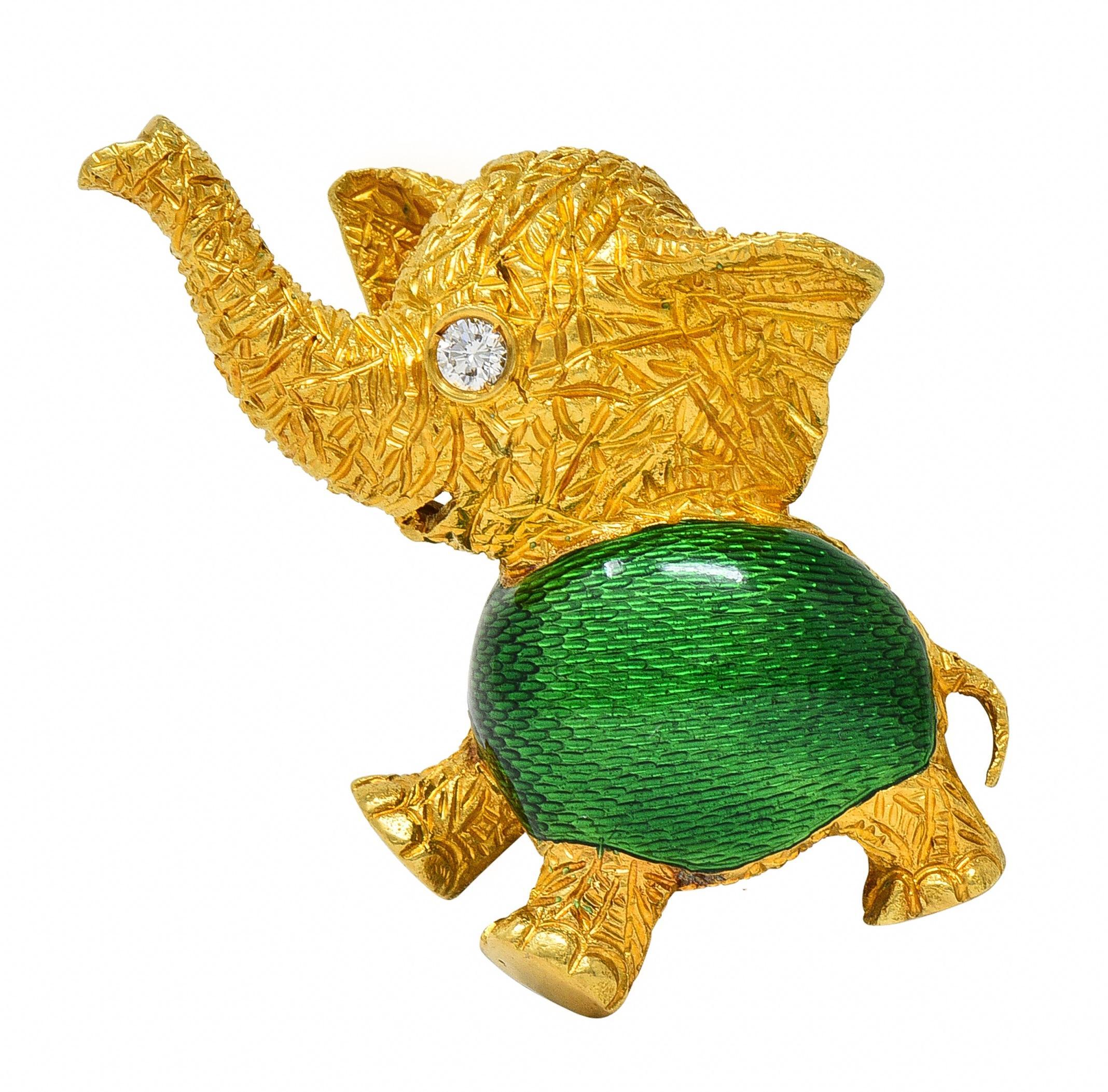 1960's Diamond Basse-Taille Enamel 18 Karat Yellow Gold Elephant Brooch For Sale 2