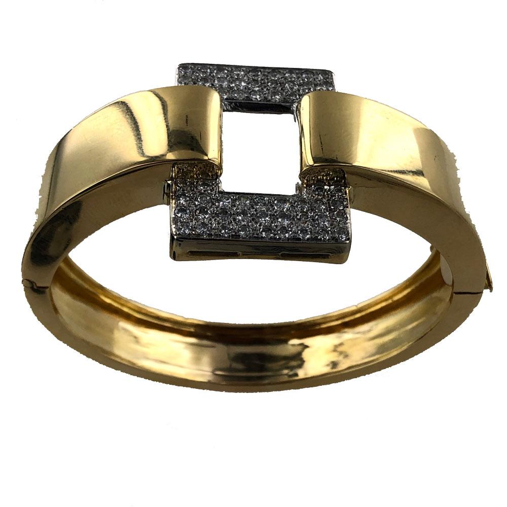 1960s Diamond Buckle Bangle Bracelet 18 Karat Yellow Gold 1