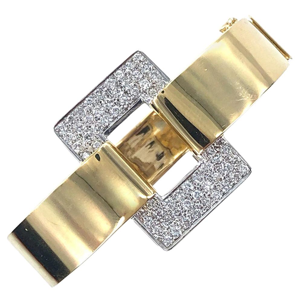 1960s Diamond Buckle Bangle Bracelet 18 Karat Yellow Gold