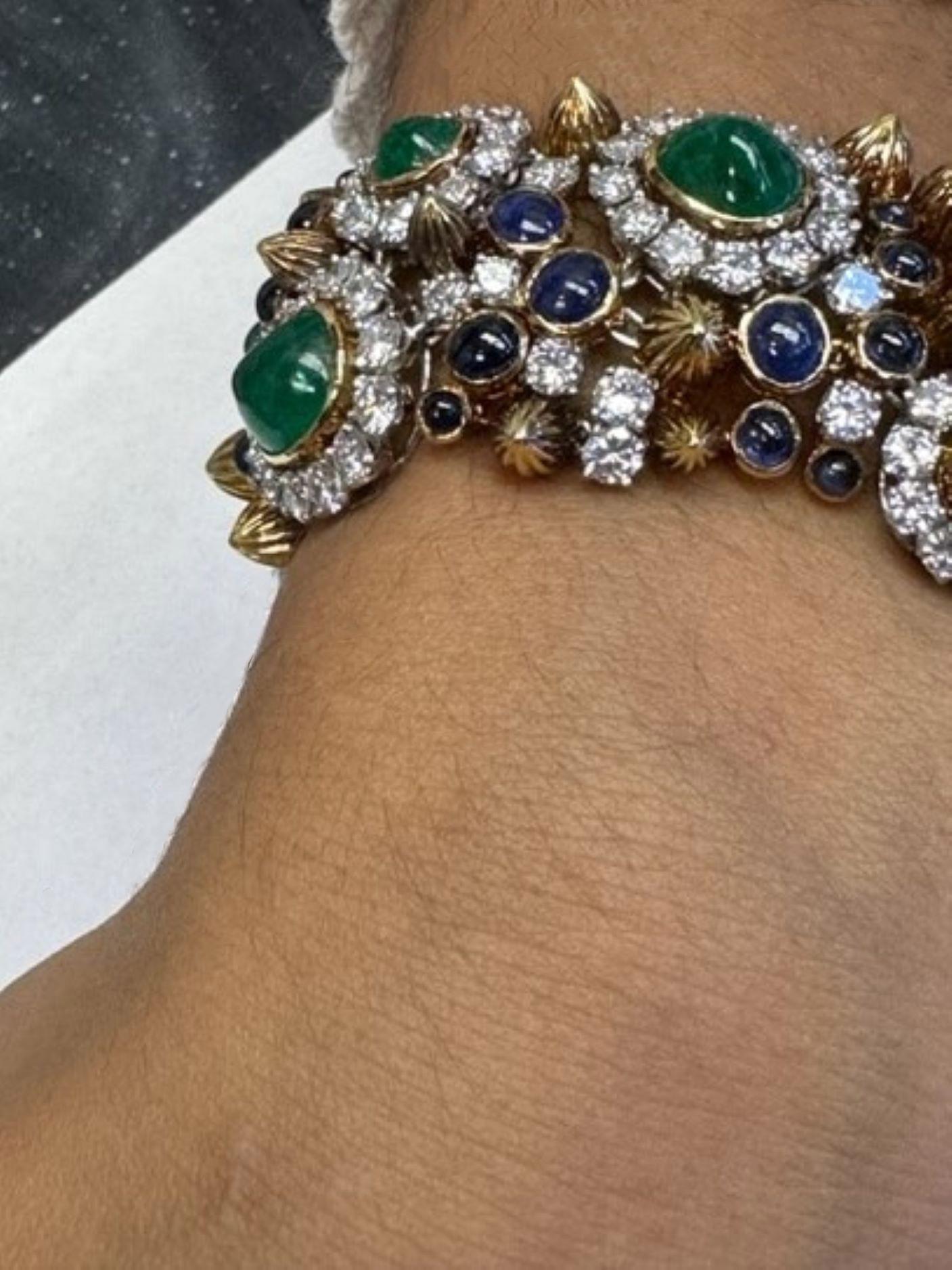 1960s Diamond Emerald Sapphire 18 Karat Yellow Gold Bracelet For Sale 2