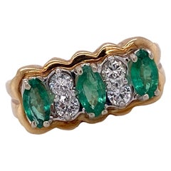 1960's Diamond Emerald Yellow Gold Vintage Estate Band Ring