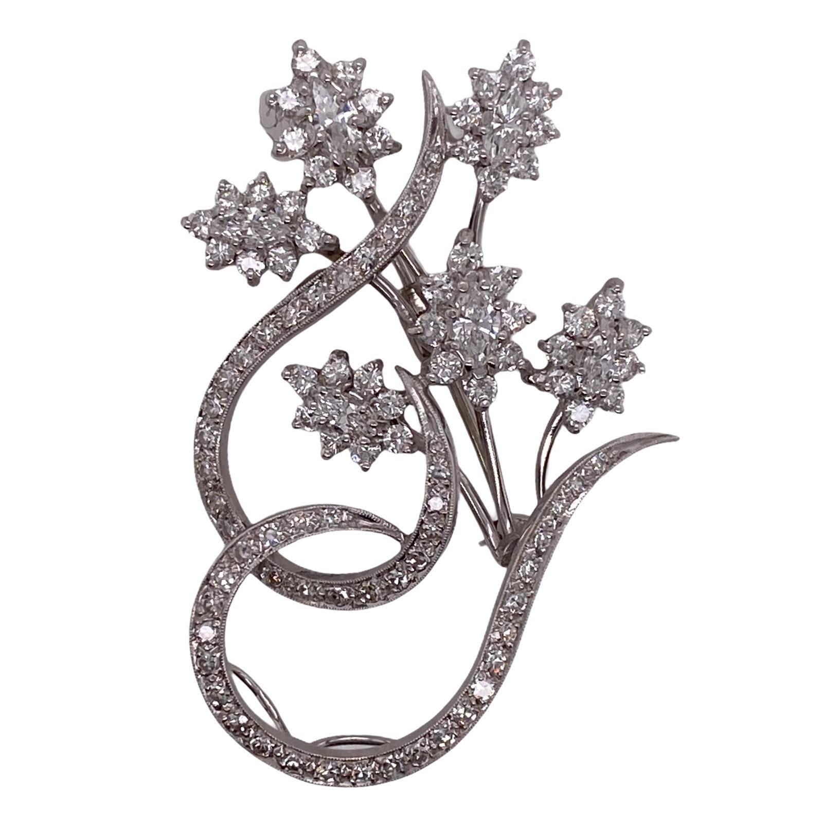 Round Cut 1960s Diamond Floral White Gold Vintage Pin Brooch