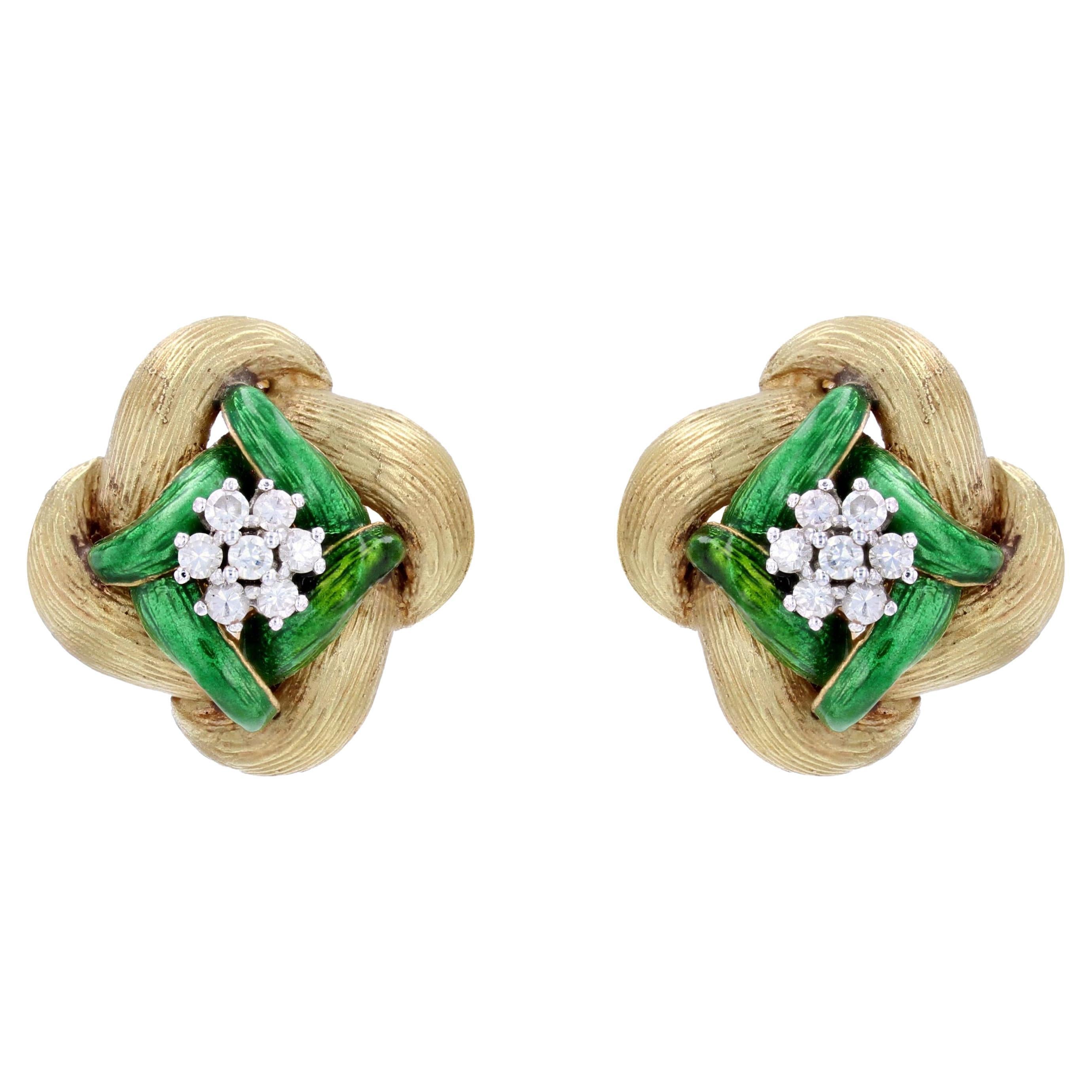 Boucles d'oreilles en or jaune 18 carats et émail vert avec diamants, années 1960