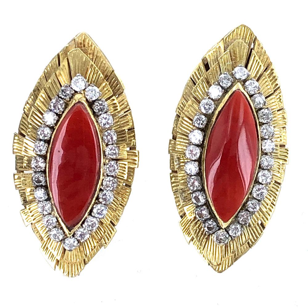 1960s Diamond Italian Red Coral 18 Karat Yellow Gold Clip Earrings In Excellent Condition In Boca Raton, FL