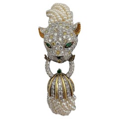 1960s Diamond Leopard Head Pearl And Gold Torsade Bracelet
