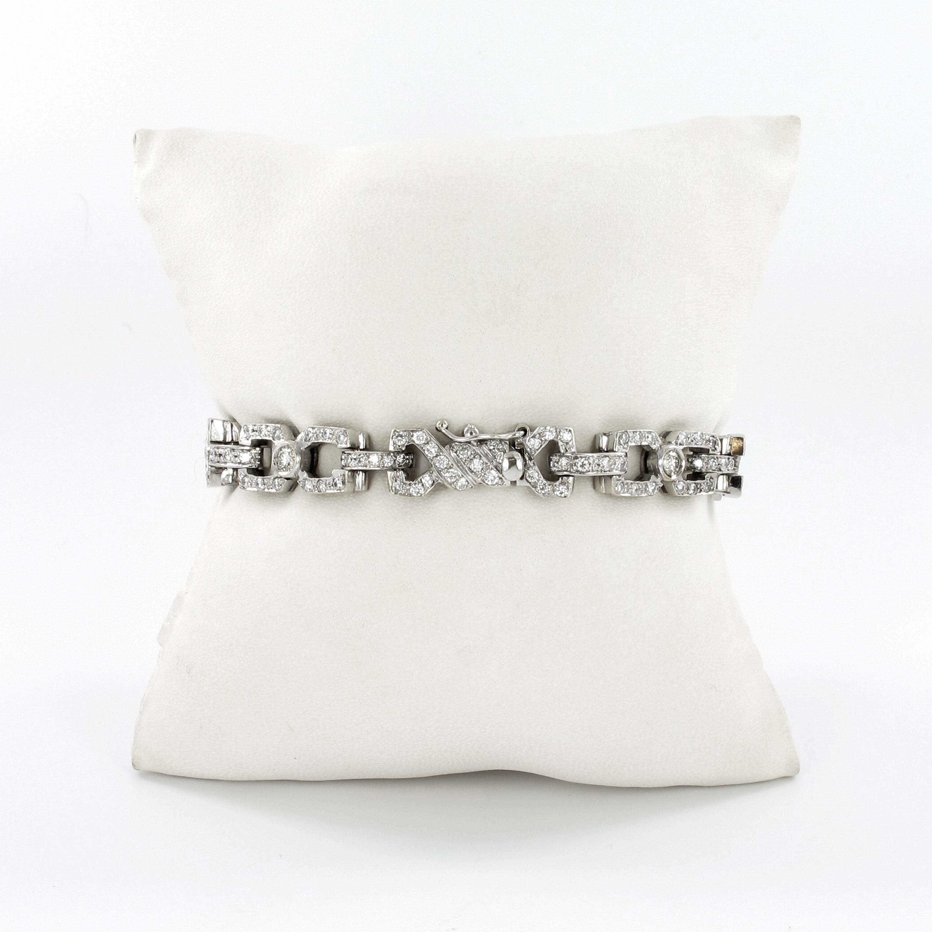 Women's or Men's 1960s Diamond Bracelet in 18 Karat White Gold