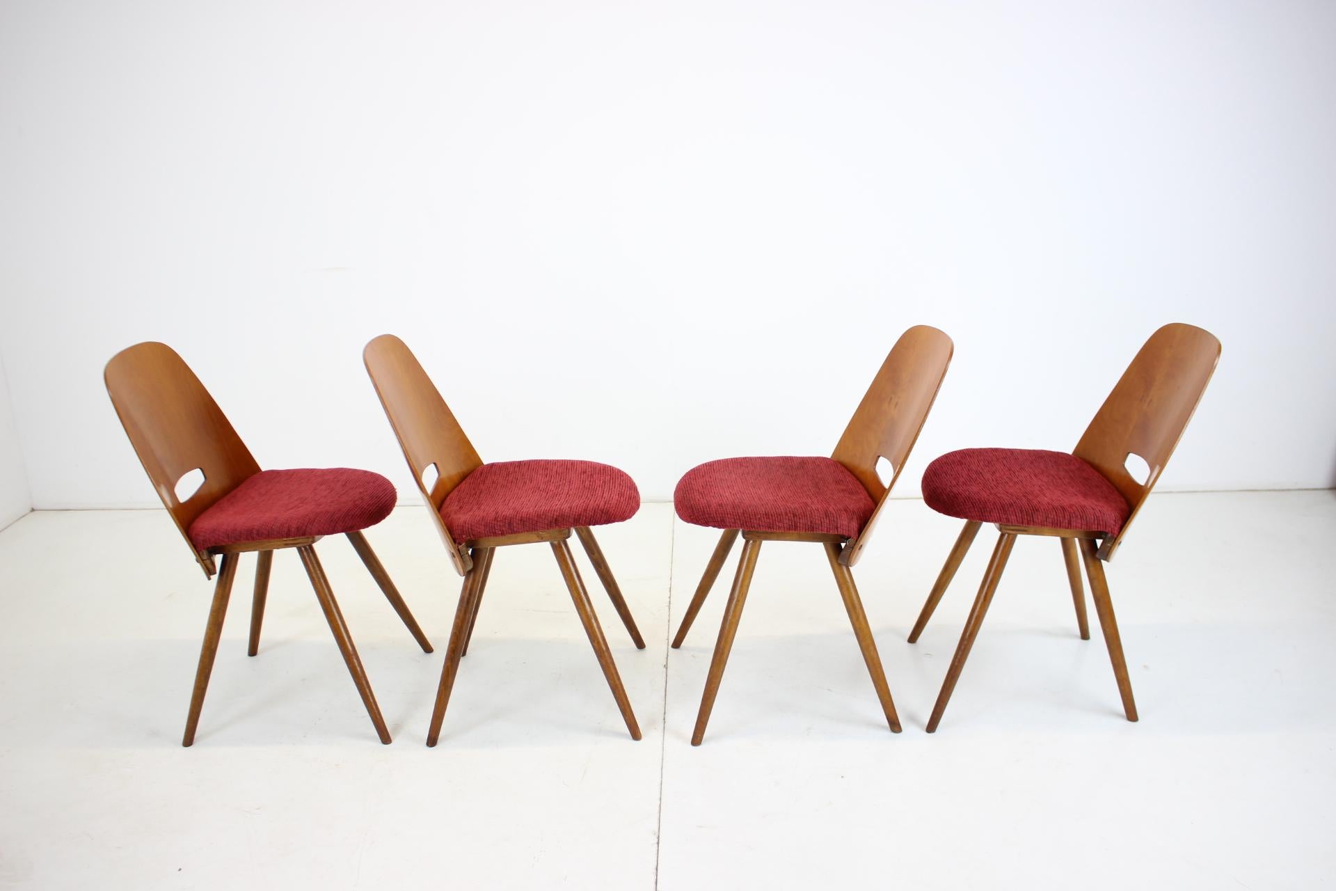 Chaises de salle à manger des années 1960 par Frantisek Jirak pour Tatra, lot de 4 en vente 5