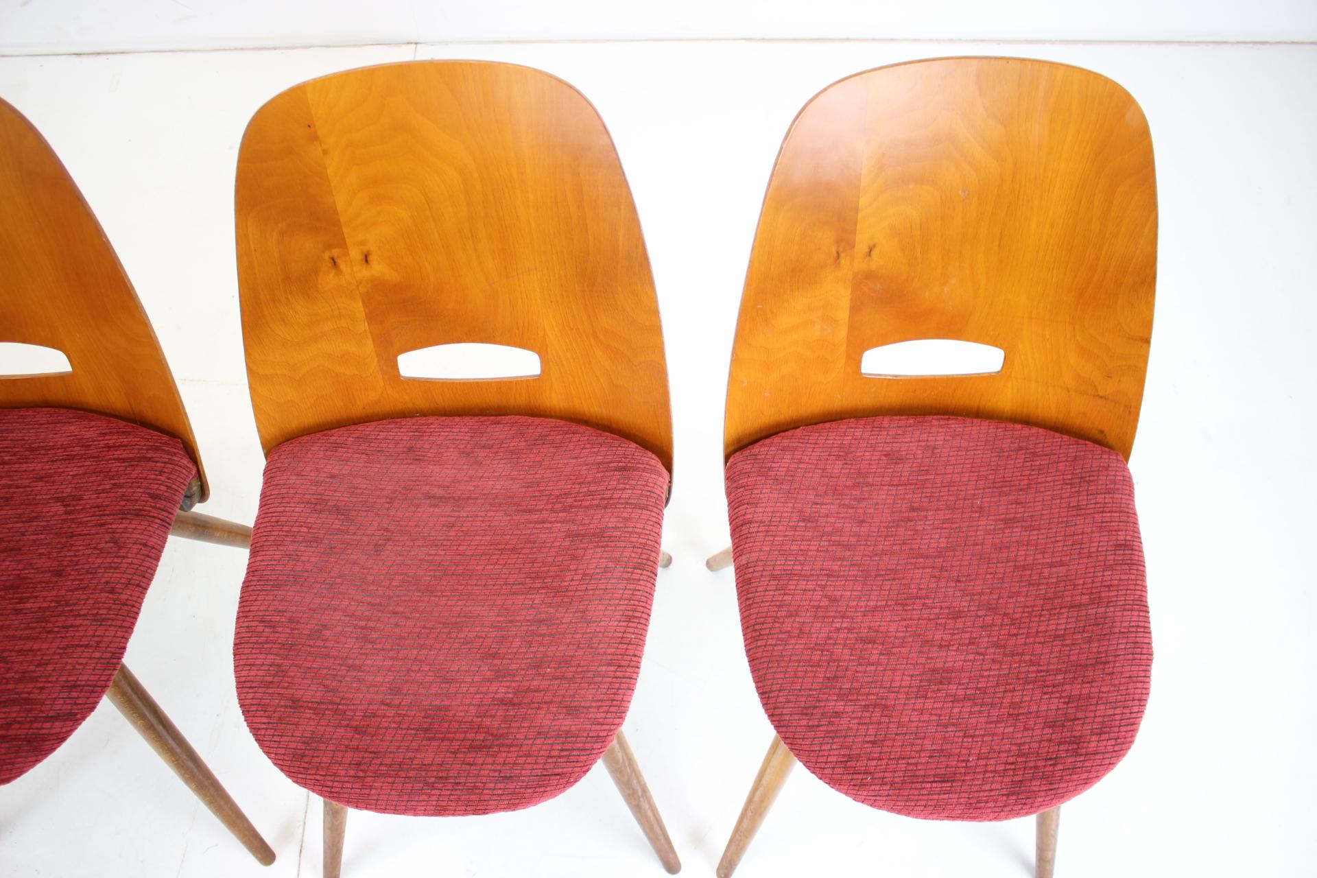 Tchèque Chaises de salle à manger des années 1960 par Frantisek Jirak pour Tatra, lot de 4 en vente