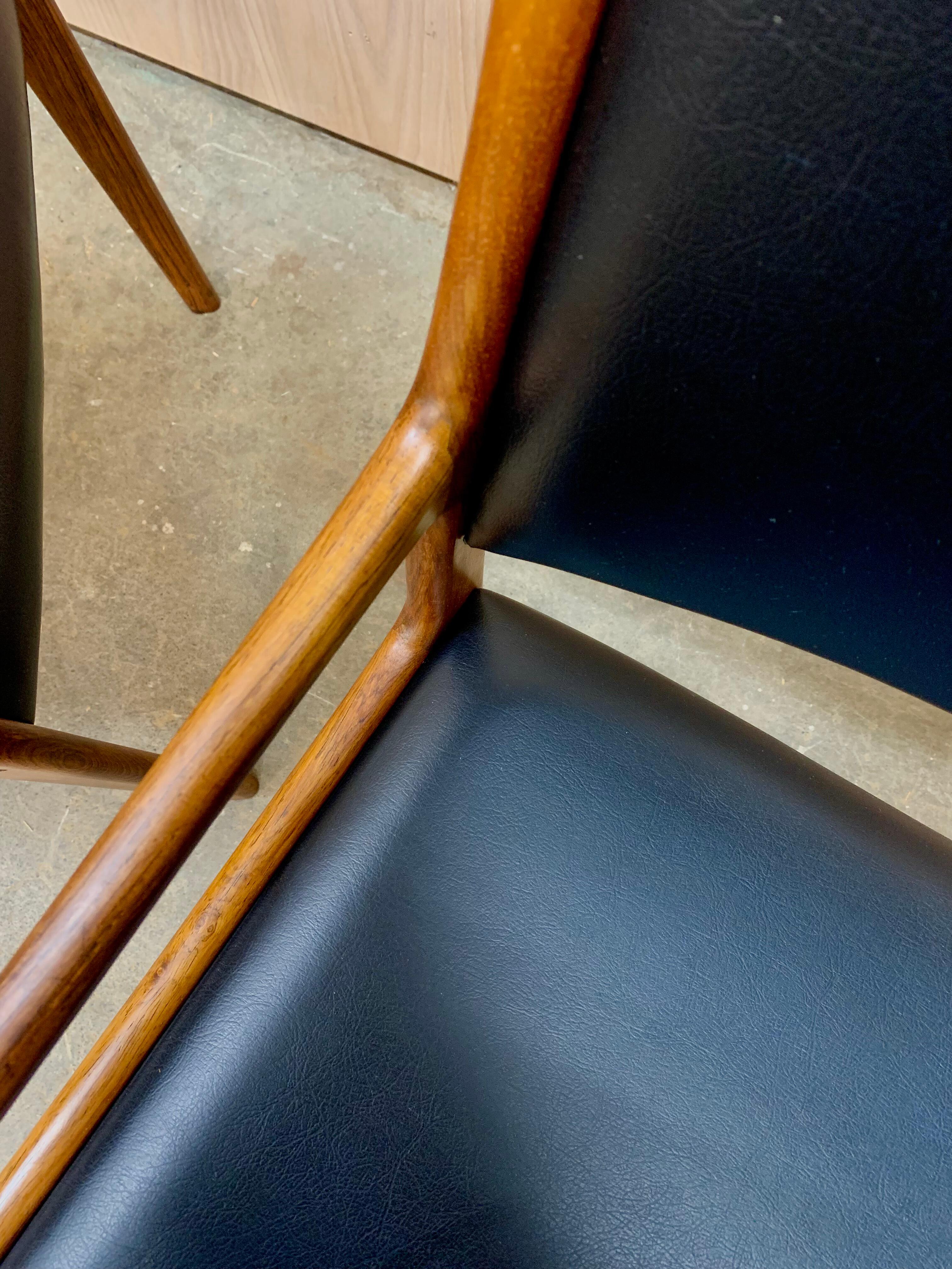 1960s Dining Chairs by Johannes Andersen For Sale 4