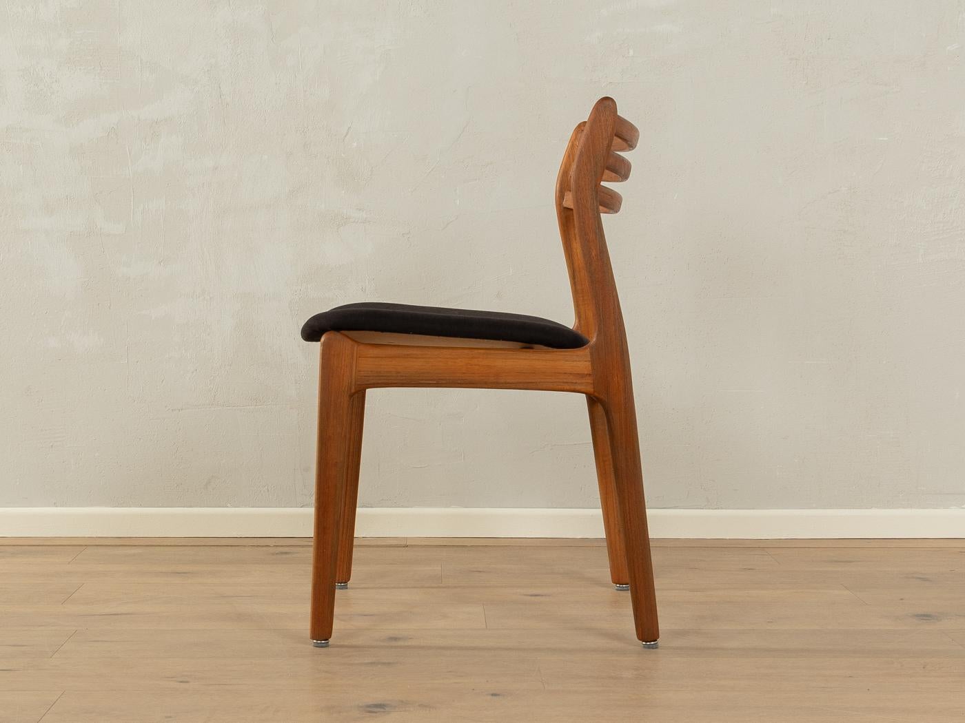 Scandinavian Modern  1960s dining chairs, Farsø Stolefabrik  For Sale