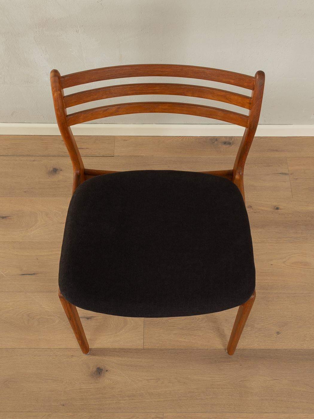 Mid-20th Century  1960s dining chairs, Farsø Stolefabrik  For Sale