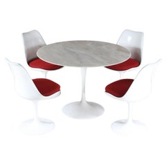 Vintage 1960s Dining set by Eero Saarinen for Knoll International, USA