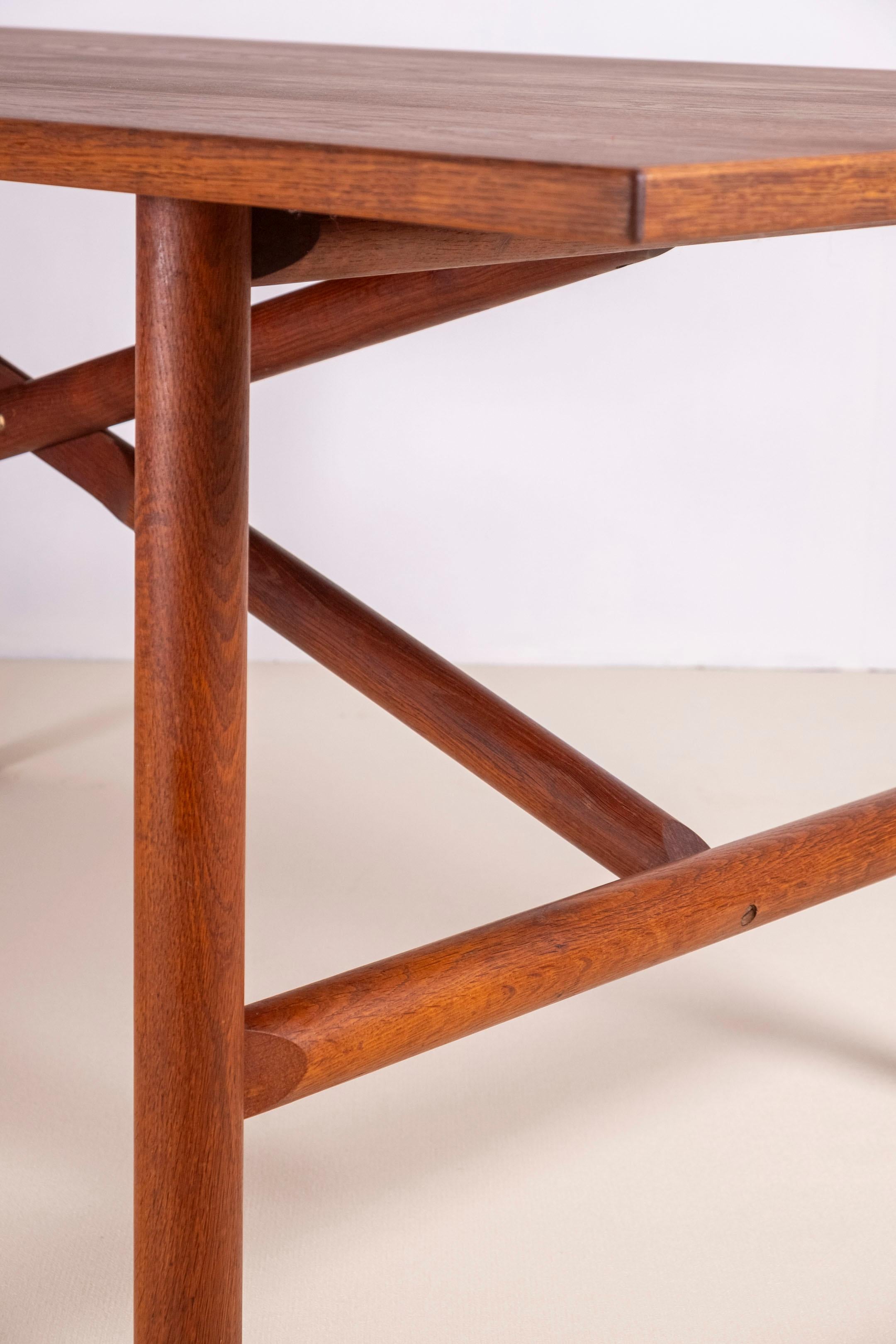 Table de salle à manger des années 1960 en chêne par ébéniste danois en vente 5