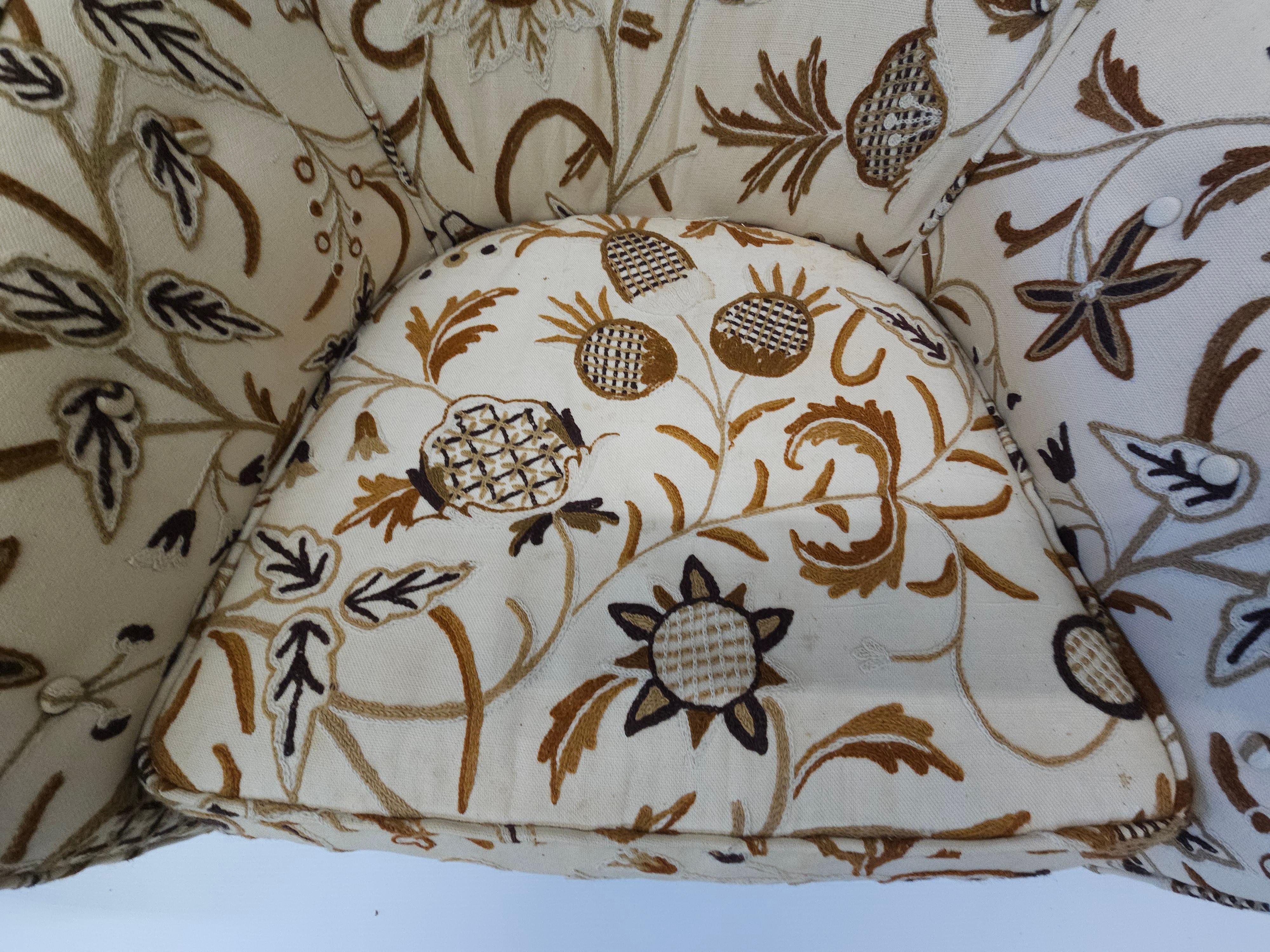 1960s Directional Petrified Needlepoint Cotton Felt Upholstered Lounge Chair For Sale 4