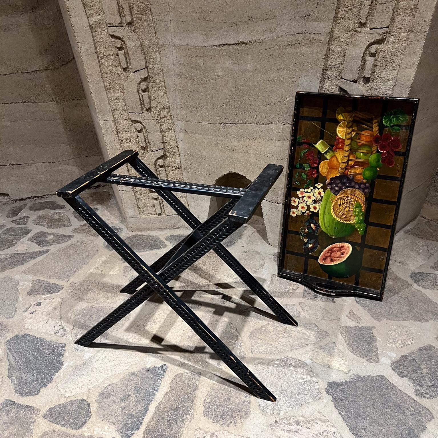 1960s Diseños Caaesa Folding Butler's Tray Table Hand Painted Gold Leaf For Sale 3