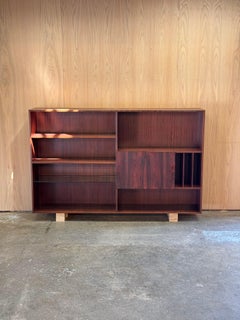 1960s Display Cabinet by Poul Hundevad for Hundevad & Co