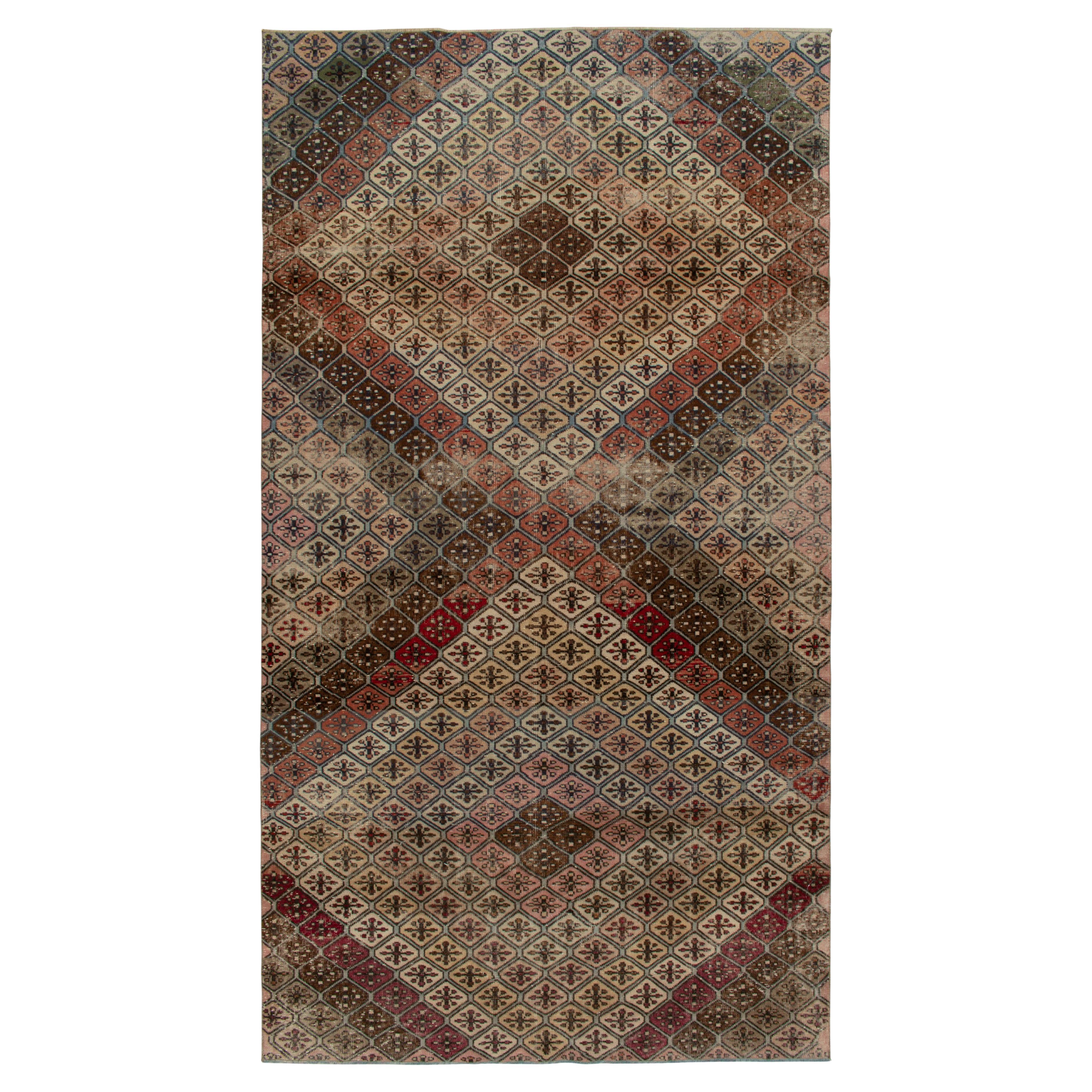 Vintage-Teppich im Used-Stil aus den 1960er Jahren mit geometrischem Muster in Beige-Braun-Rot von Teppich & Kelim im Angebot