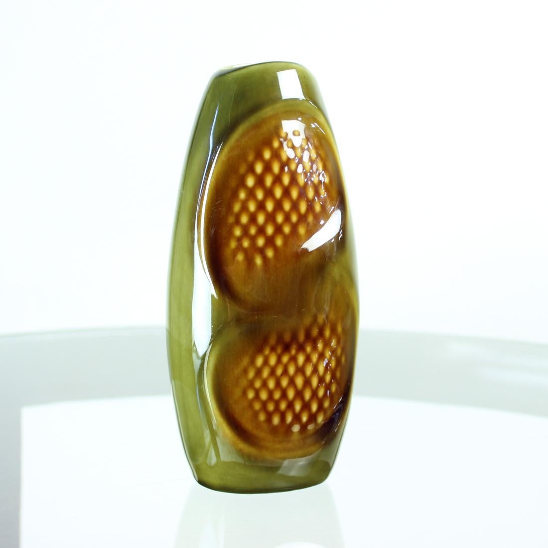 1960er Jahre Ditmar Urbach Keramik-Vase (Tschechisch) im Angebot