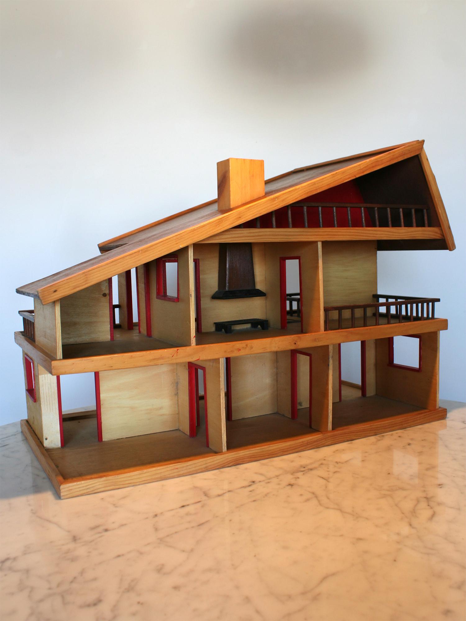 1960s Doll House 1