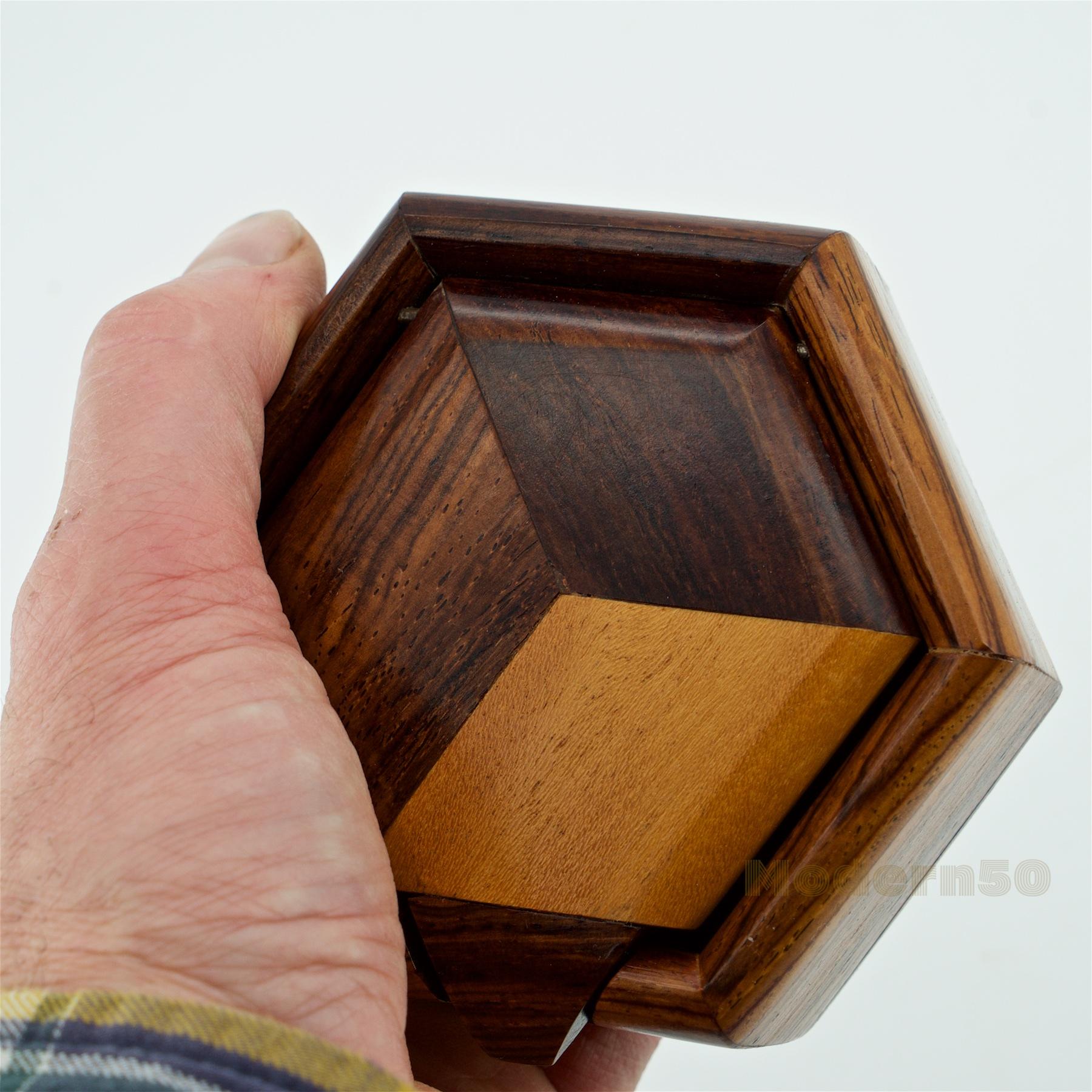Cocobolo Boîte à bijoux géométrique des années 1960 Boîte géométrique Boîte géométrique Artisanat mexicain éclectique en vente