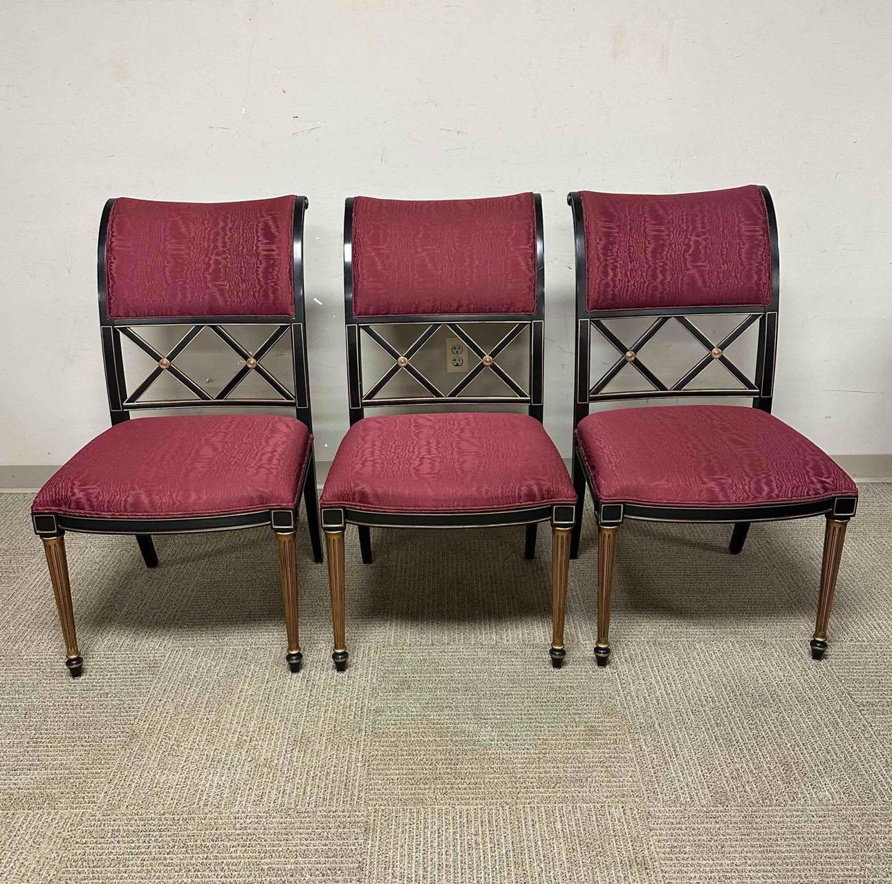 1960er Dorothy Draper Regency-Esszimmerstühle für Henredon, 8er-Set, Regency (Lack) im Angebot