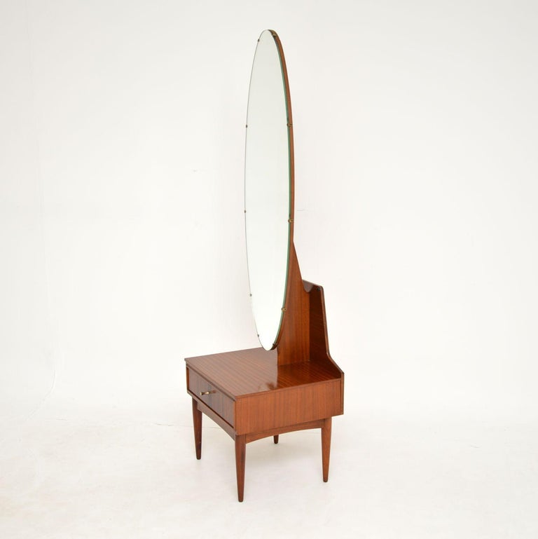 1960's Dressing Table by Robert Heritage For Sale 4