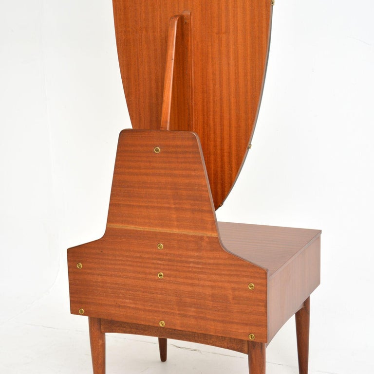 1960's Dressing Table by Robert Heritage For Sale 5