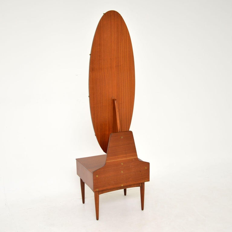 Mid-20th Century 1960's Dressing Table by Robert Heritage For Sale