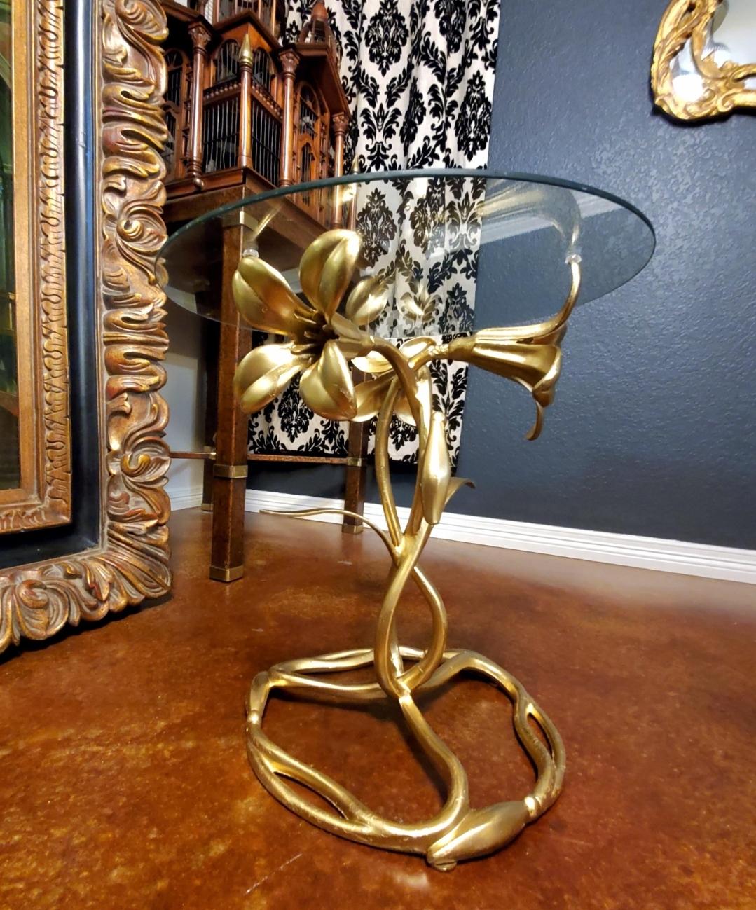 Unknown 1960s Drexel Et Cetera Furniture Collection Gilded Lily Cigarette Table For Sale