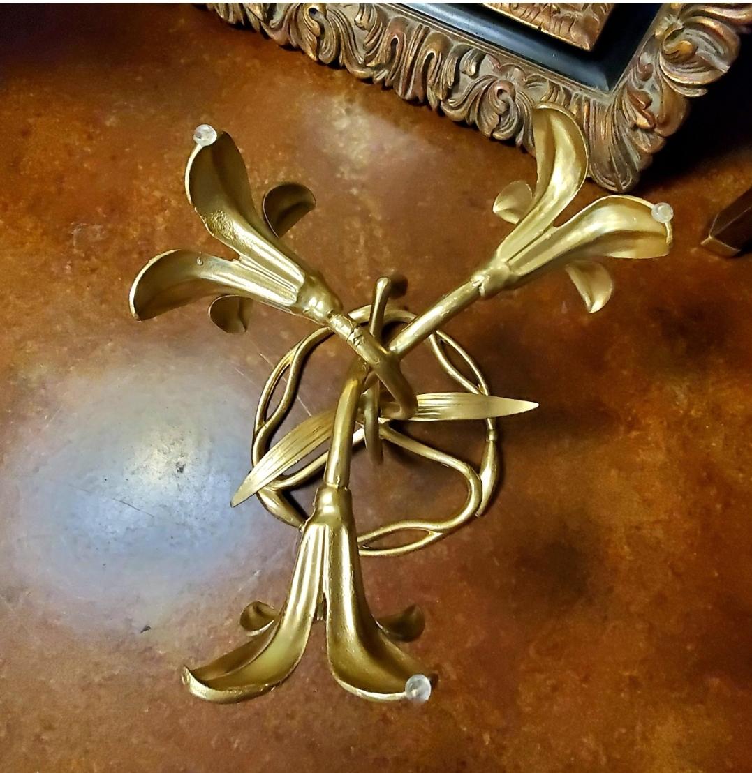 1960s Drexel Et Cetera Furniture Collection Gilded Lily Cigarette Table In Good Condition For Sale In Waxahachie, TX