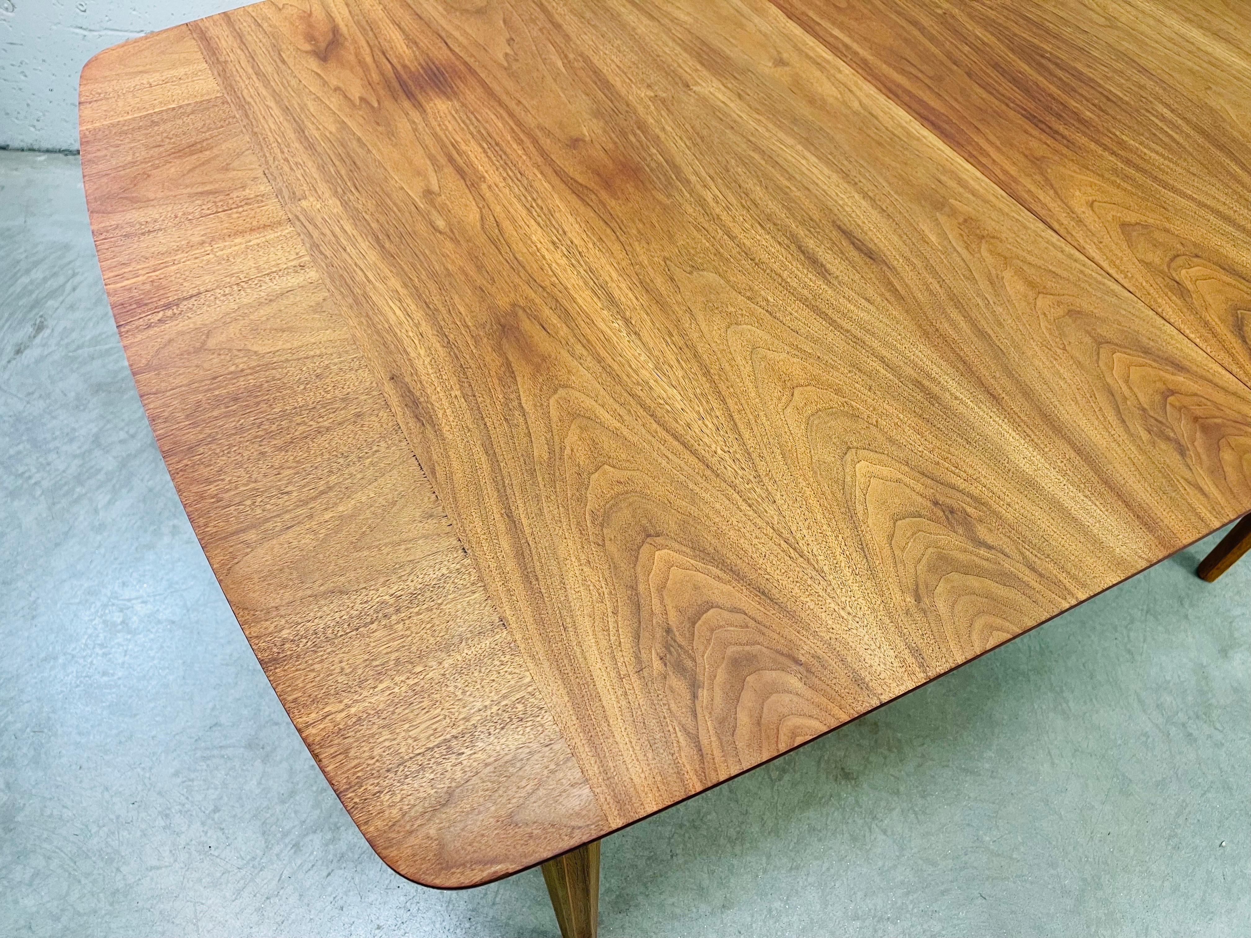 1960s Drexel Tempo Walnut Wood Dining Table In Good Condition In Amherst, NH