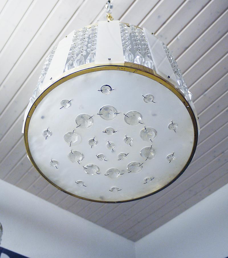 white chandelier with crystals