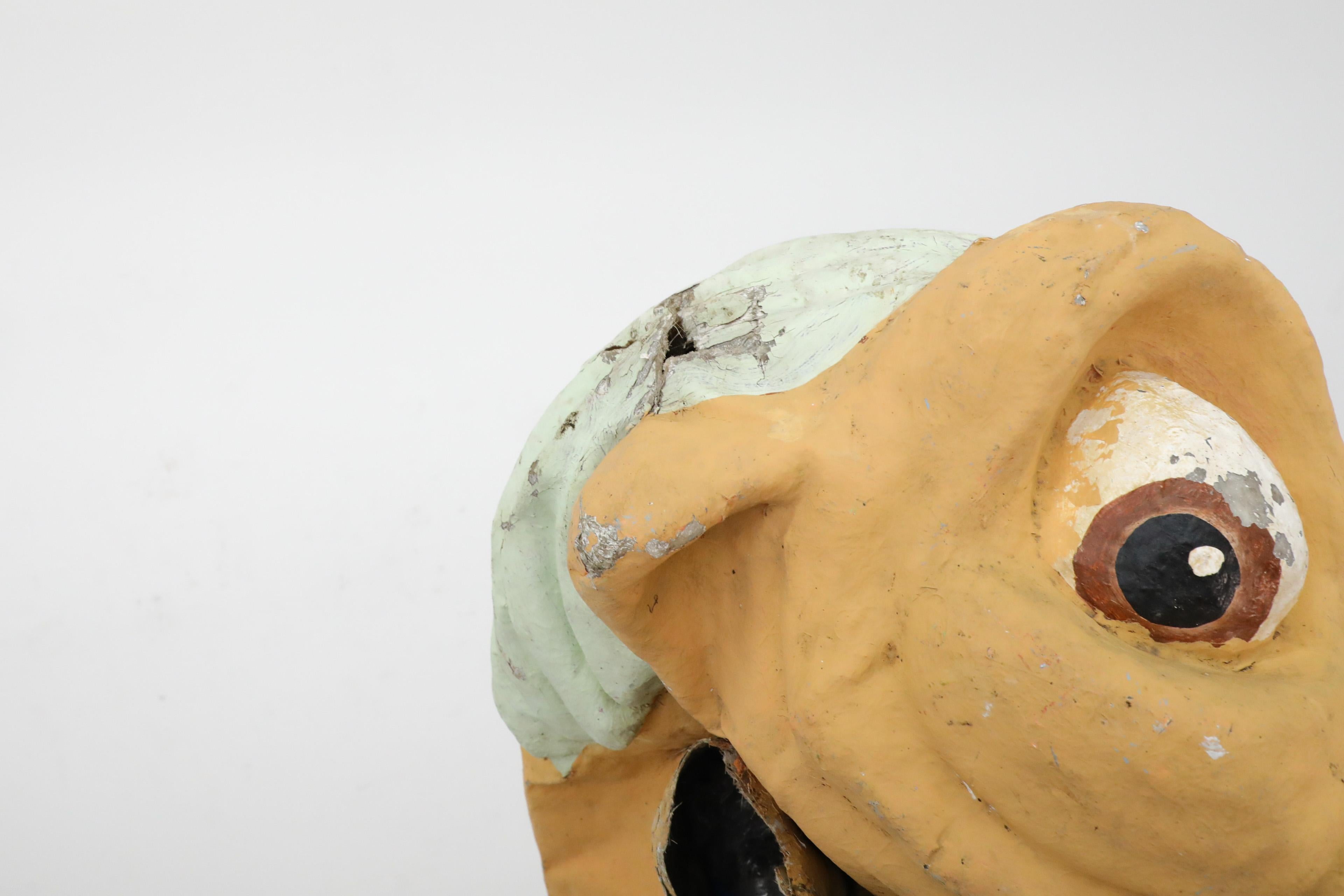 1960 Papier Mache olandese Nonno Curioso Testa da parata di Carnevale In condizioni buone in vendita a Los Angeles, CA