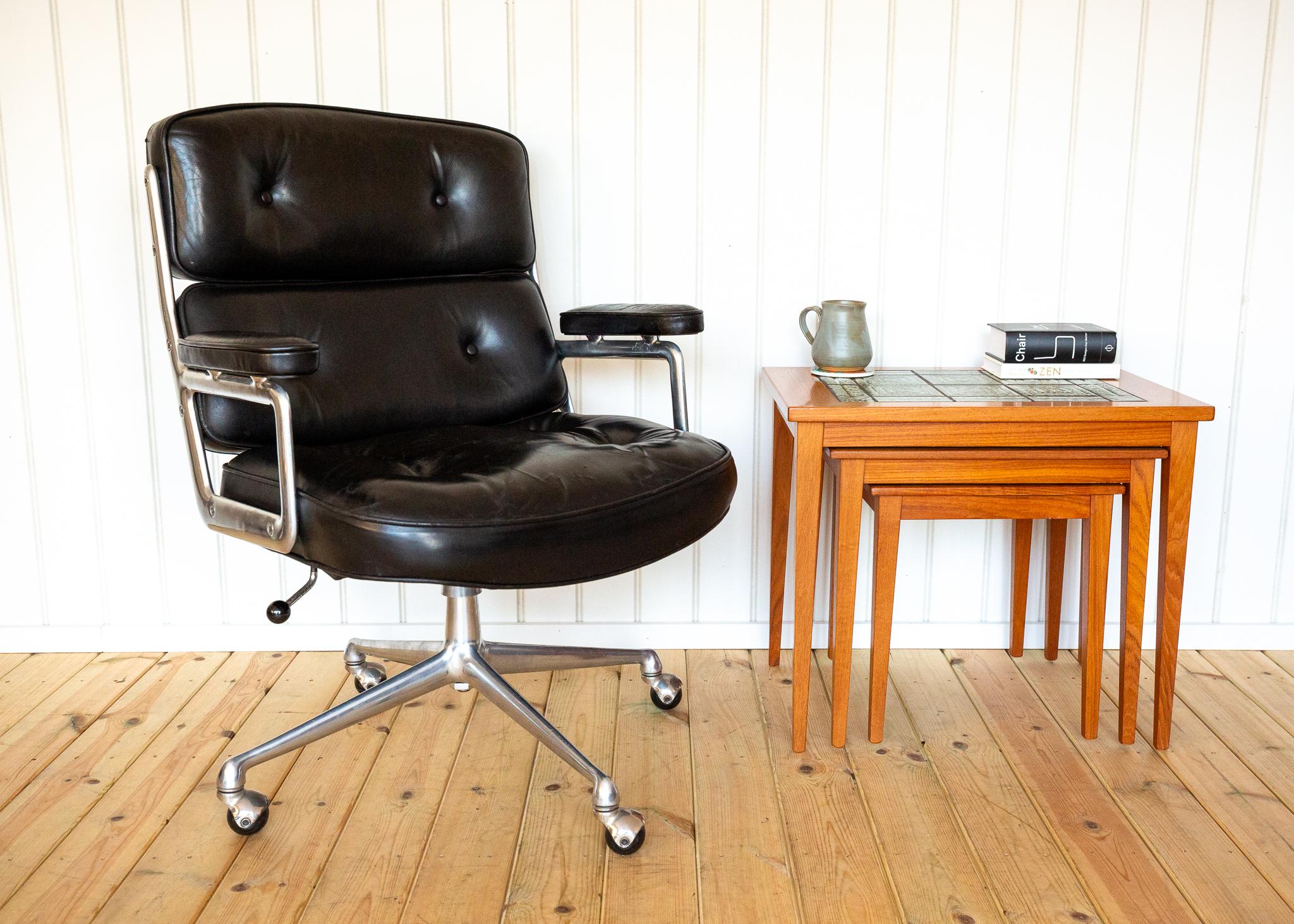 1960er Jahre Eames 3474 Time Life Executive Lobby Desk Chair Vitra Office Schwarzes Leder im Angebot 4