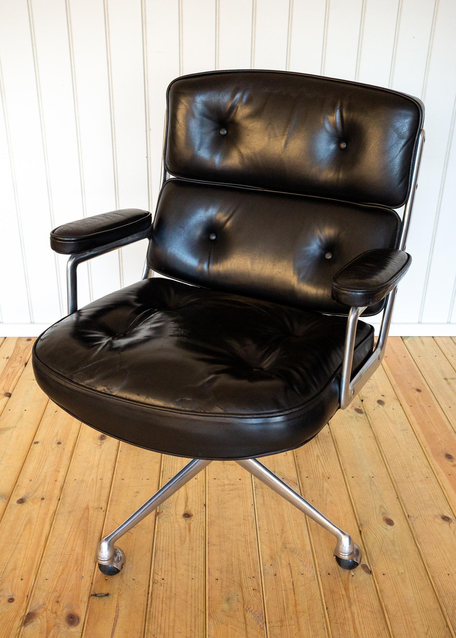1960er Jahre Eames 3474 Time Life Executive Lobby Desk Chair Vitra Office Schwarzes Leder im Angebot 5