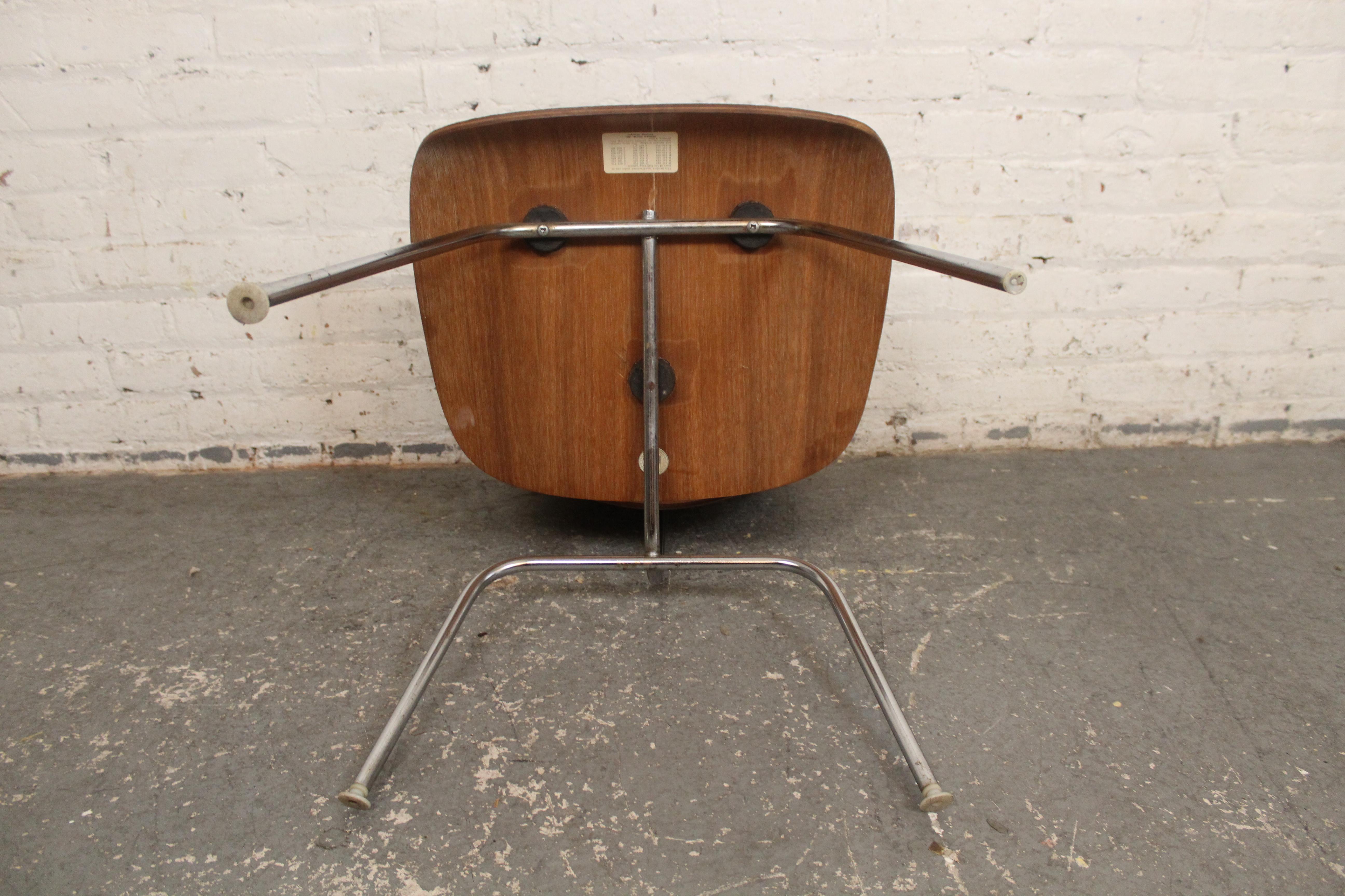1960's Eames DCM Chair by Herman Miller For Sale 5