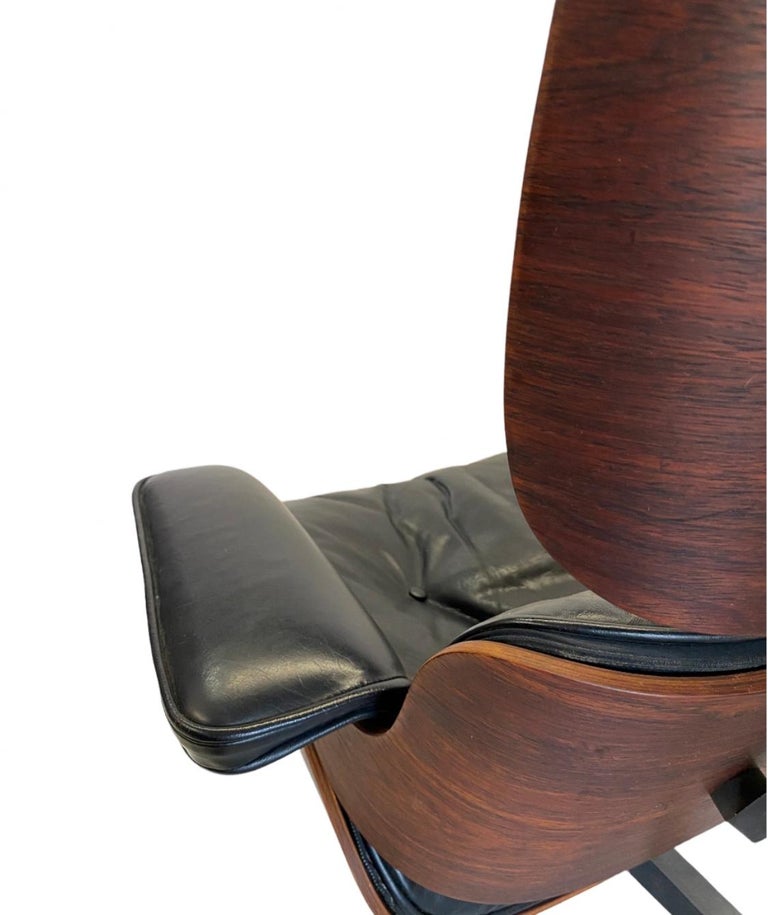 1960s, Eames Lounge Chair and Ottoman For Sale 6