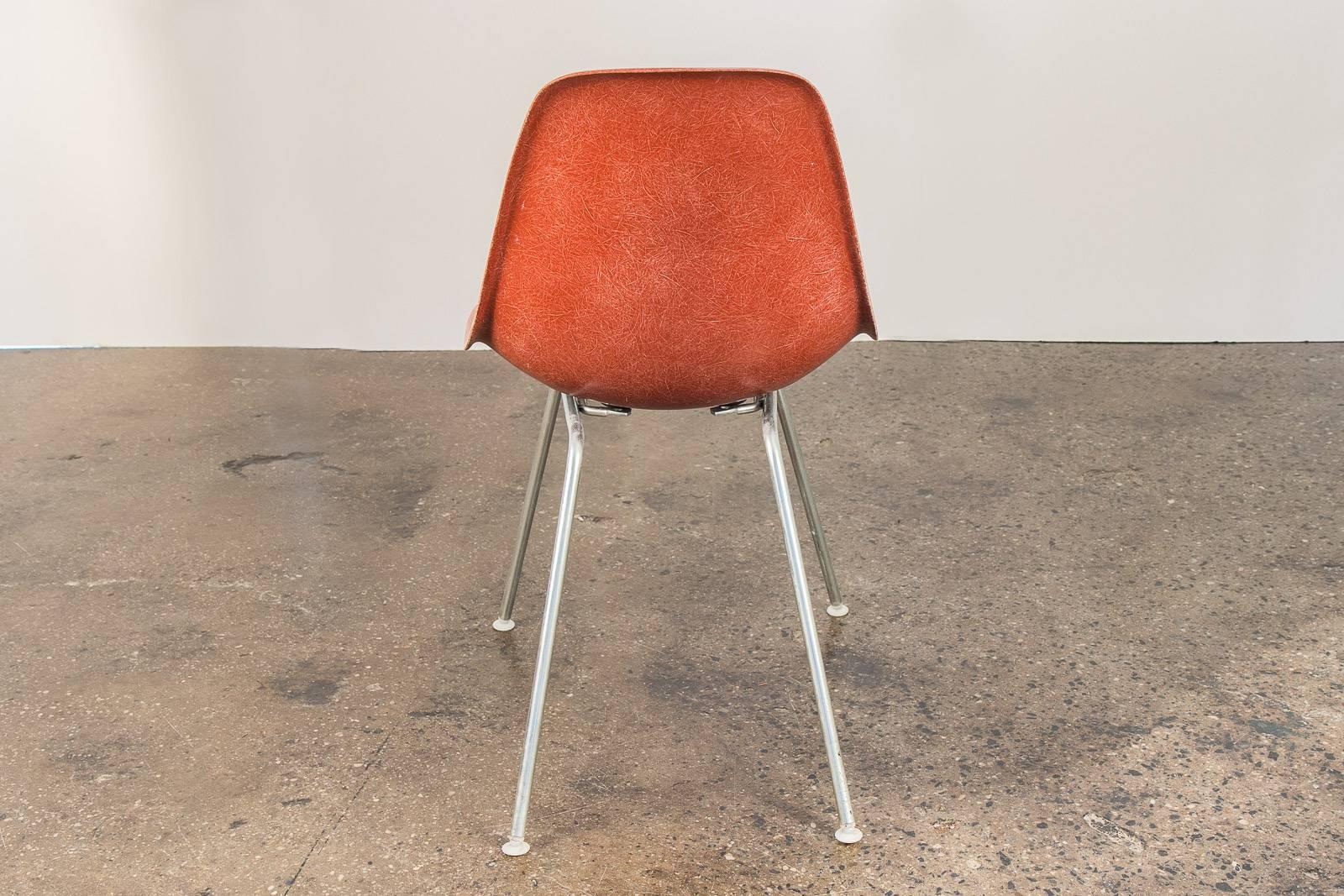 Mid-20th Century Eames for Herman Miller Terracotta Fiberglass Shell Chair For Sale